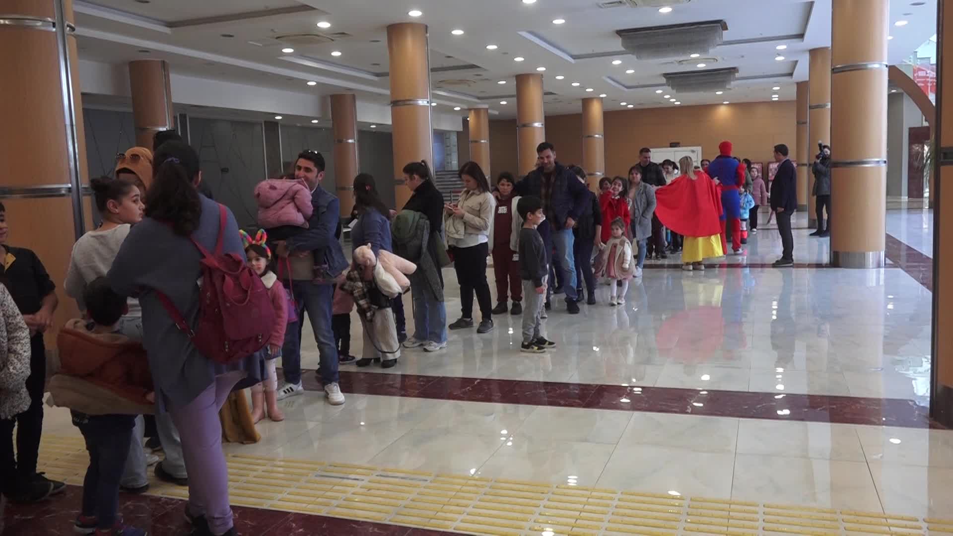 YENİŞEHİR BELEDİYESİ'NİN ÇOCUK OYUNLARI FESTİVALİNE YOĞUN İLGİ