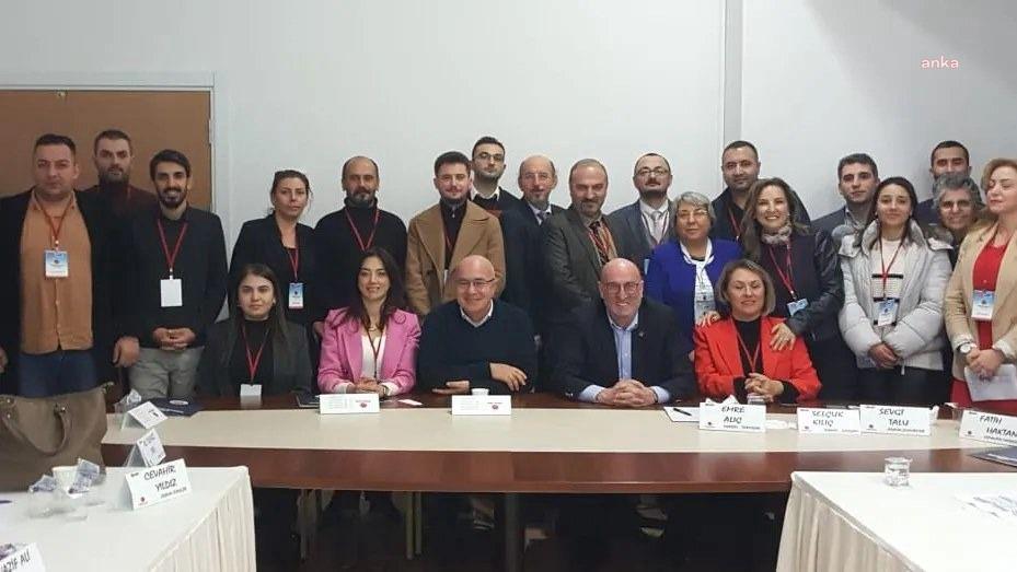 CHP PARTİ OKULU EĞİTMEN KADROSUNA 23 YENİ İSİM EKLEDİ