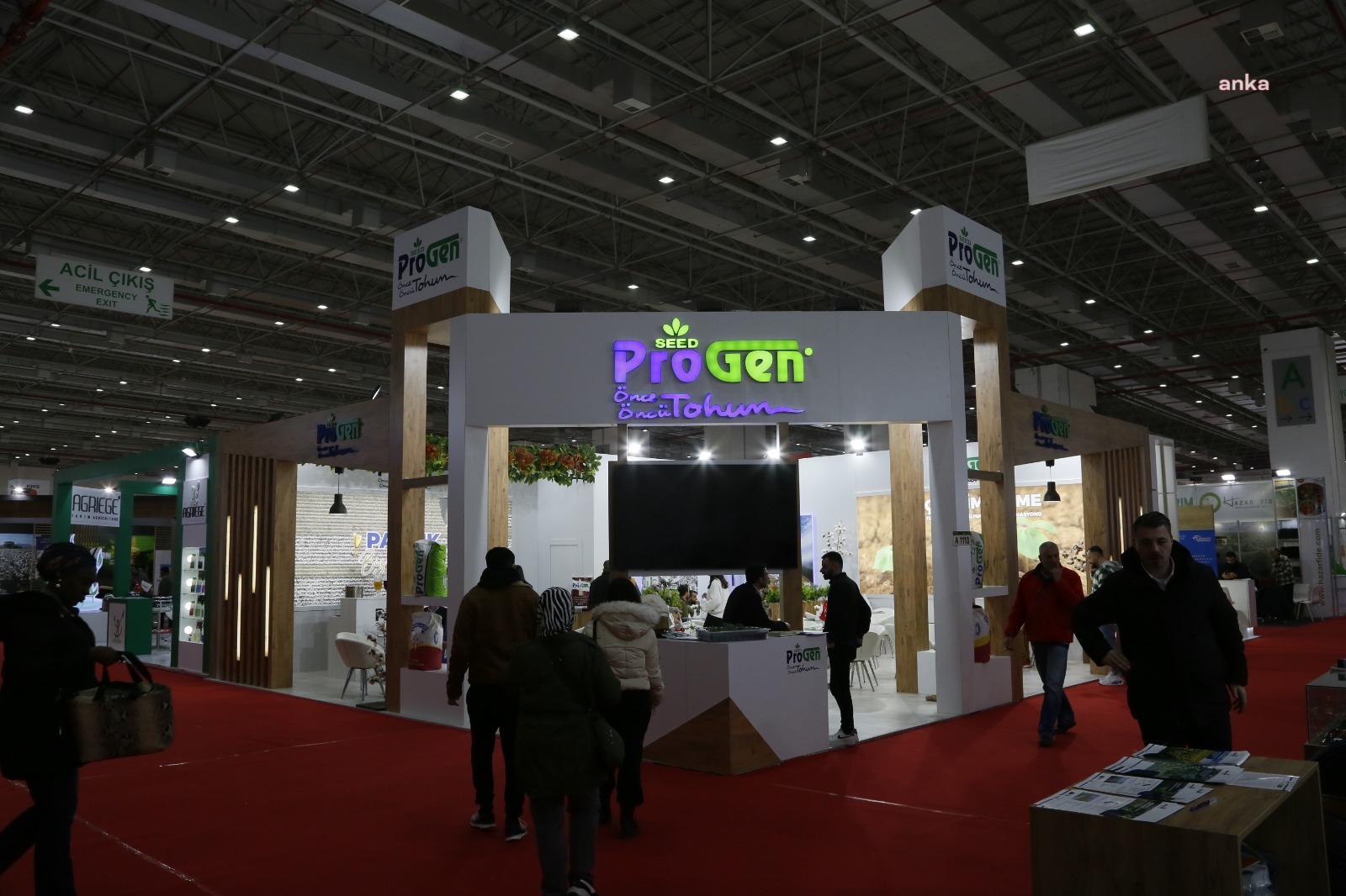 AGROEXPO KAPILARINI DÜNYA TARIMINA AÇTI
