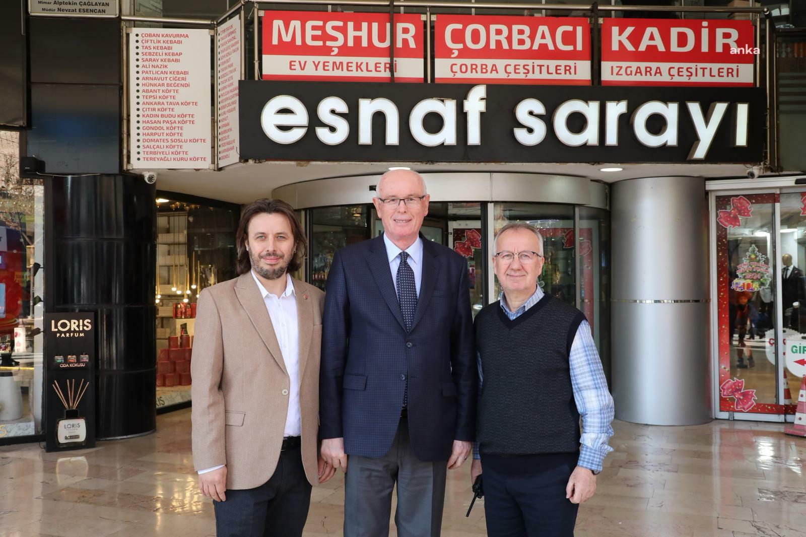 ODUNPAZARI BELEDİYE BAŞKANI KURT, ESNAF SARAYINI ZİYARET ETTİ