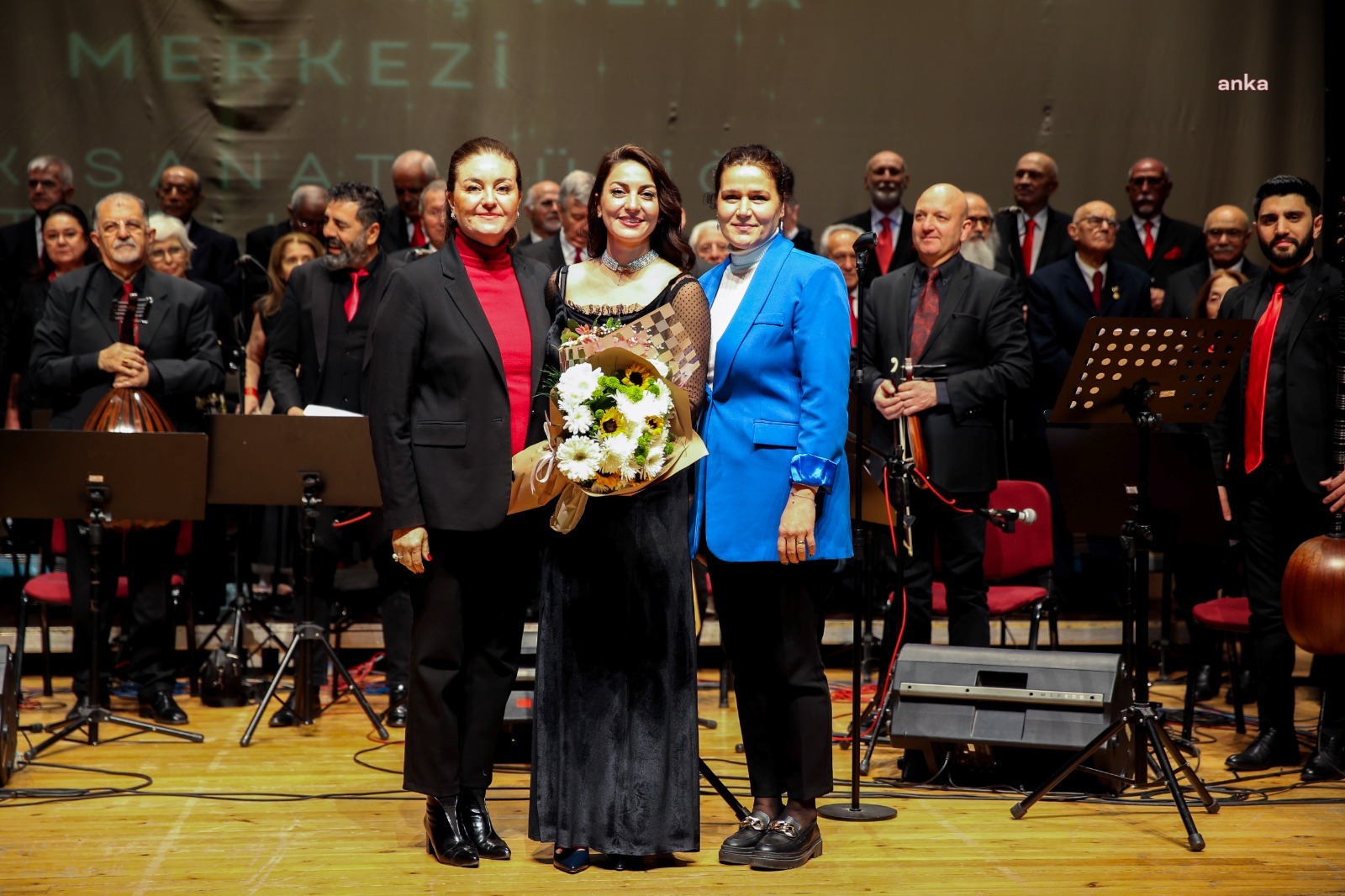 KARŞIYAKA'NIN BİLGE ÇINARLARI’NDAN TÜRK SANAT MÜZİĞİ KONSERİ
