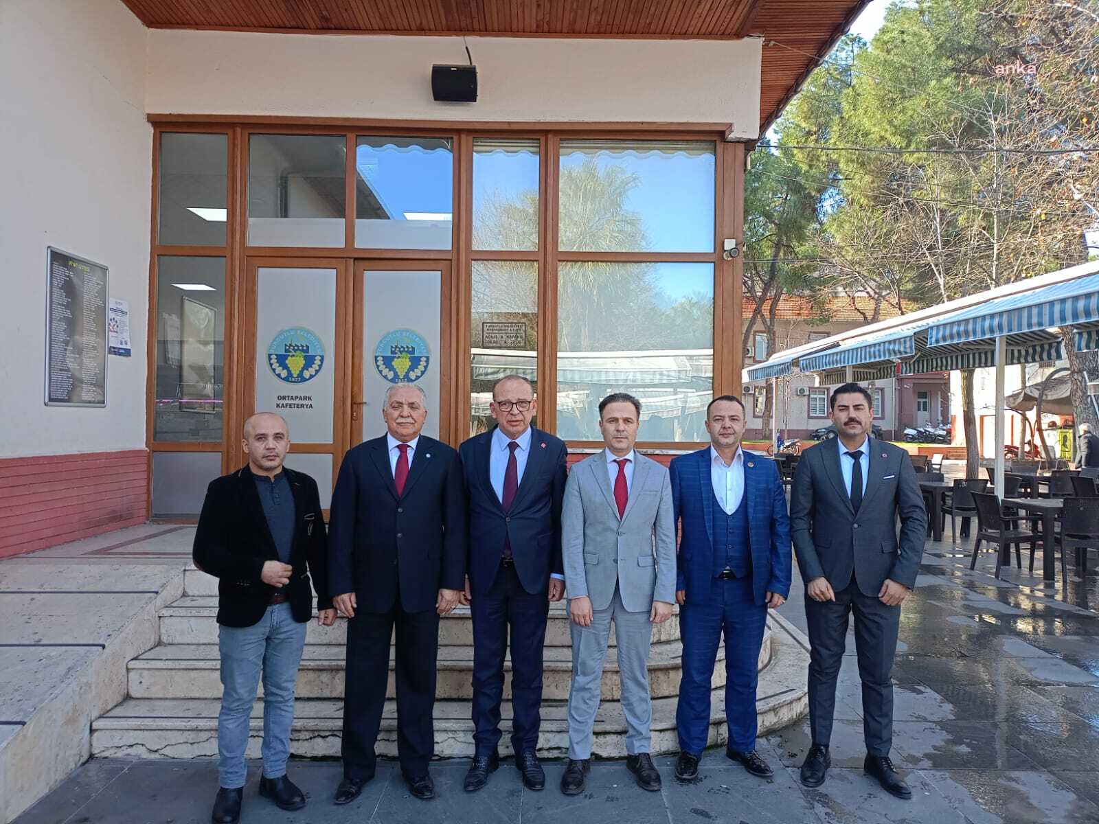 TURGUTLU BELEDİYE BAŞKANI AKIN VE BELEDİYE BAŞKAN ADAYLARI KAHVALTIDA BULUŞTU