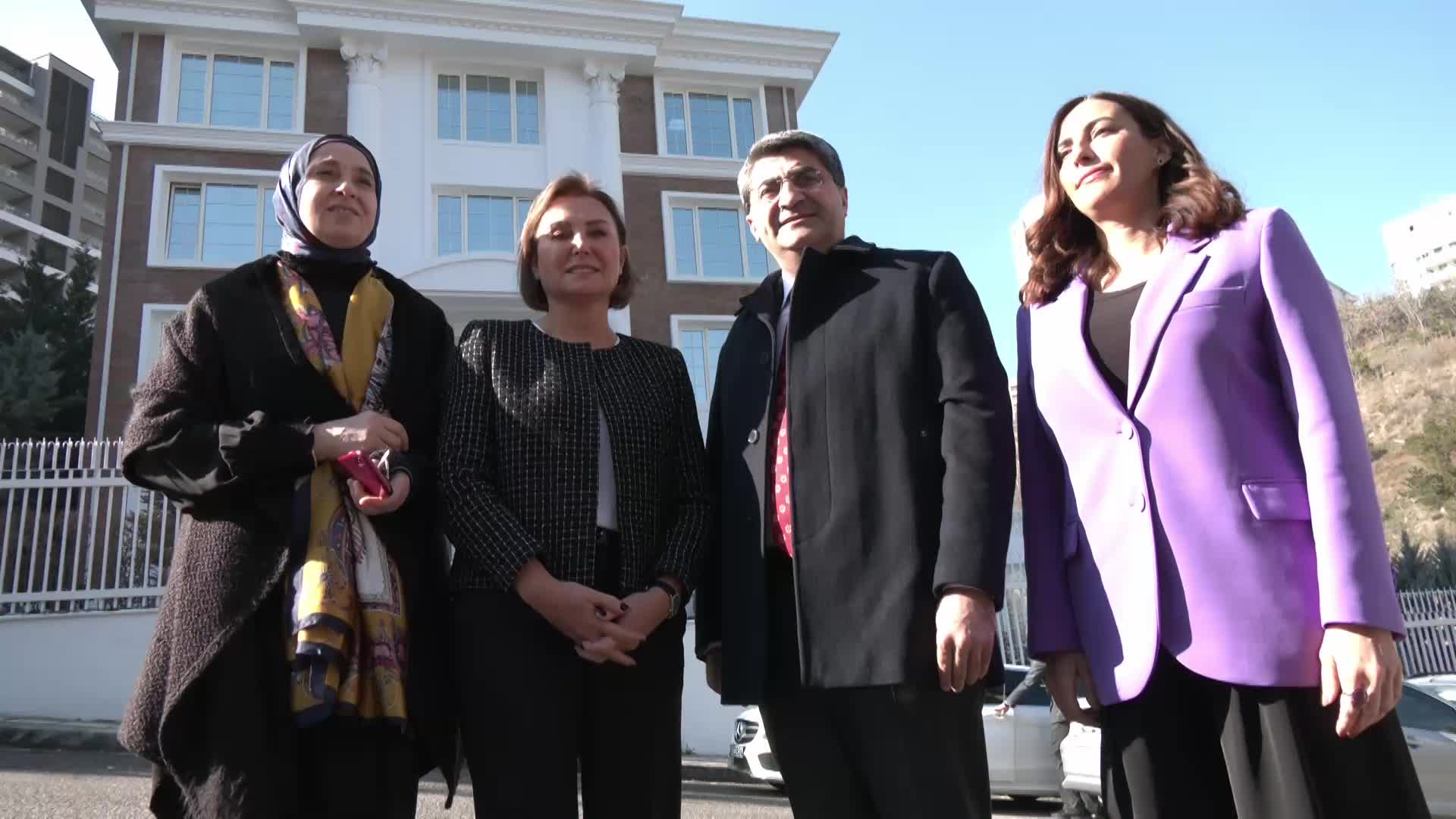 DEVA PARTİSİ, ULUSLARARASI ADALET DİVANI’NA BAŞVURU YAPARAK İSRAİL İÇİN KARAR ALINMASINI SAĞLAYAN GÜNEY AFRİKA’NIN ANKARA BÜYÜKELÇİLİĞİ’Nİ ZİYARET ETTİ: “TÜRKİYE’NİN DE DAVAYA RESMEN MÜDAHİL OLMASI GEREKTİĞİNİ DÜŞÜNÜYORUZ”