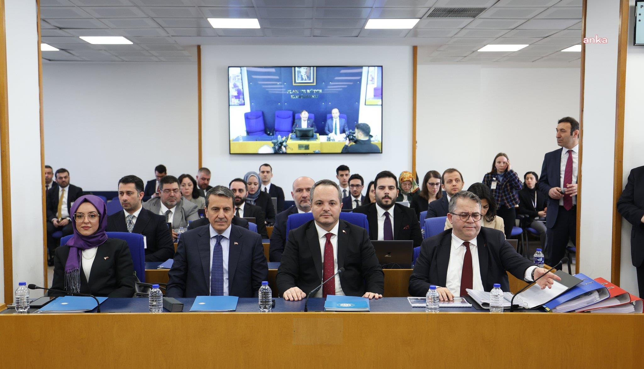 TÜRKİYE VARLIK FONU GENEL MÜDÜRÜ SALİM ARDA ERMUT: "CUMHURBAŞKANI, YÖNETİM KURULU BAŞKANI OLDUĞUNDAN BERİ YÖNETİM KURULU ÜYELERİ HUZUR HAKKI ALMIYOR"
