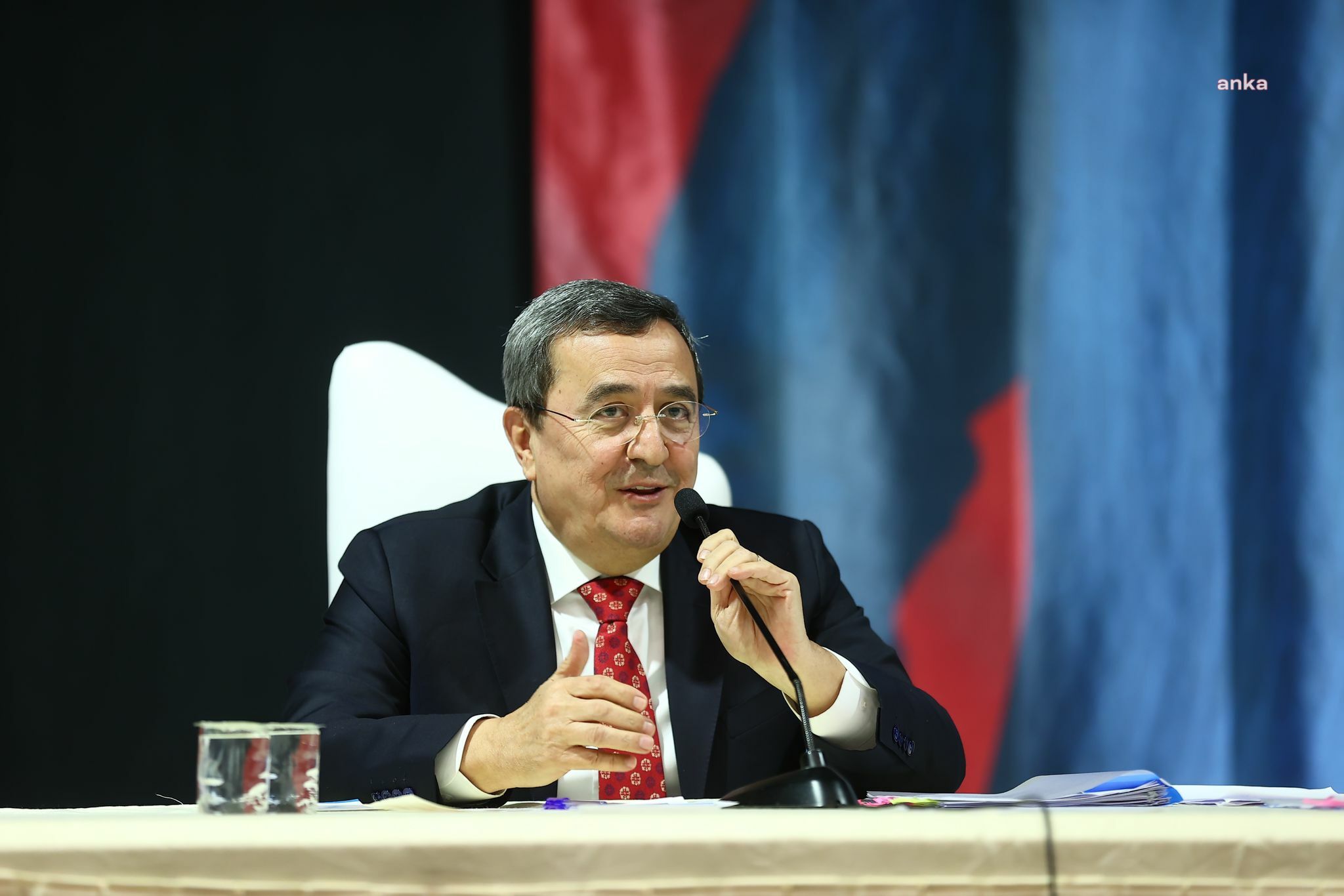 KONAK BELEDİYE BAŞKANI ABDÜL BATUR, BELEDİYE MECLİSİYLE VEDALAŞTI