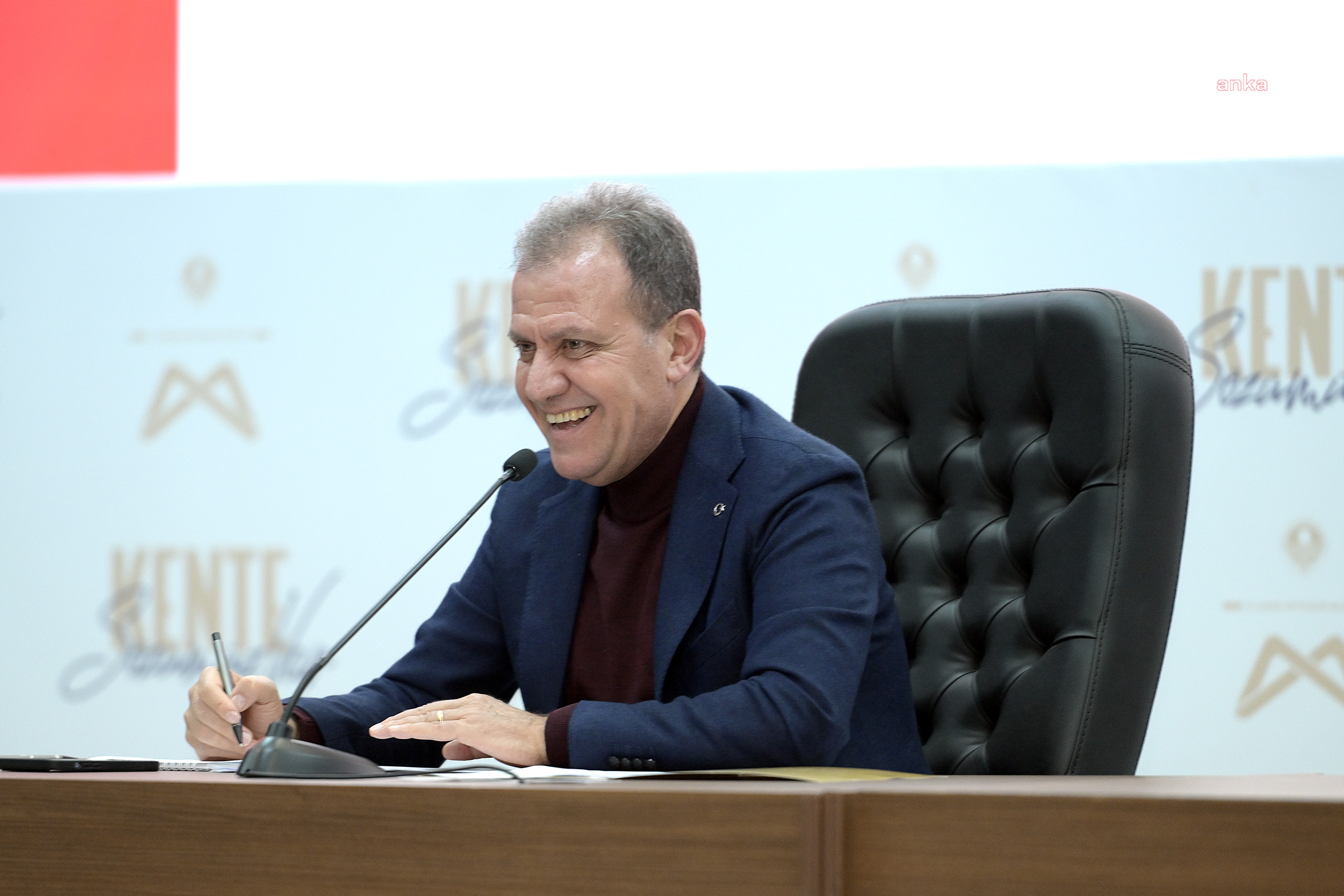 VAHAP SEÇER, ‘KENT KATILIMI BULUŞMALARI’ KAPSAMINDA STK'LAR İLE BULUŞMAYA DEVAM EDİYOR