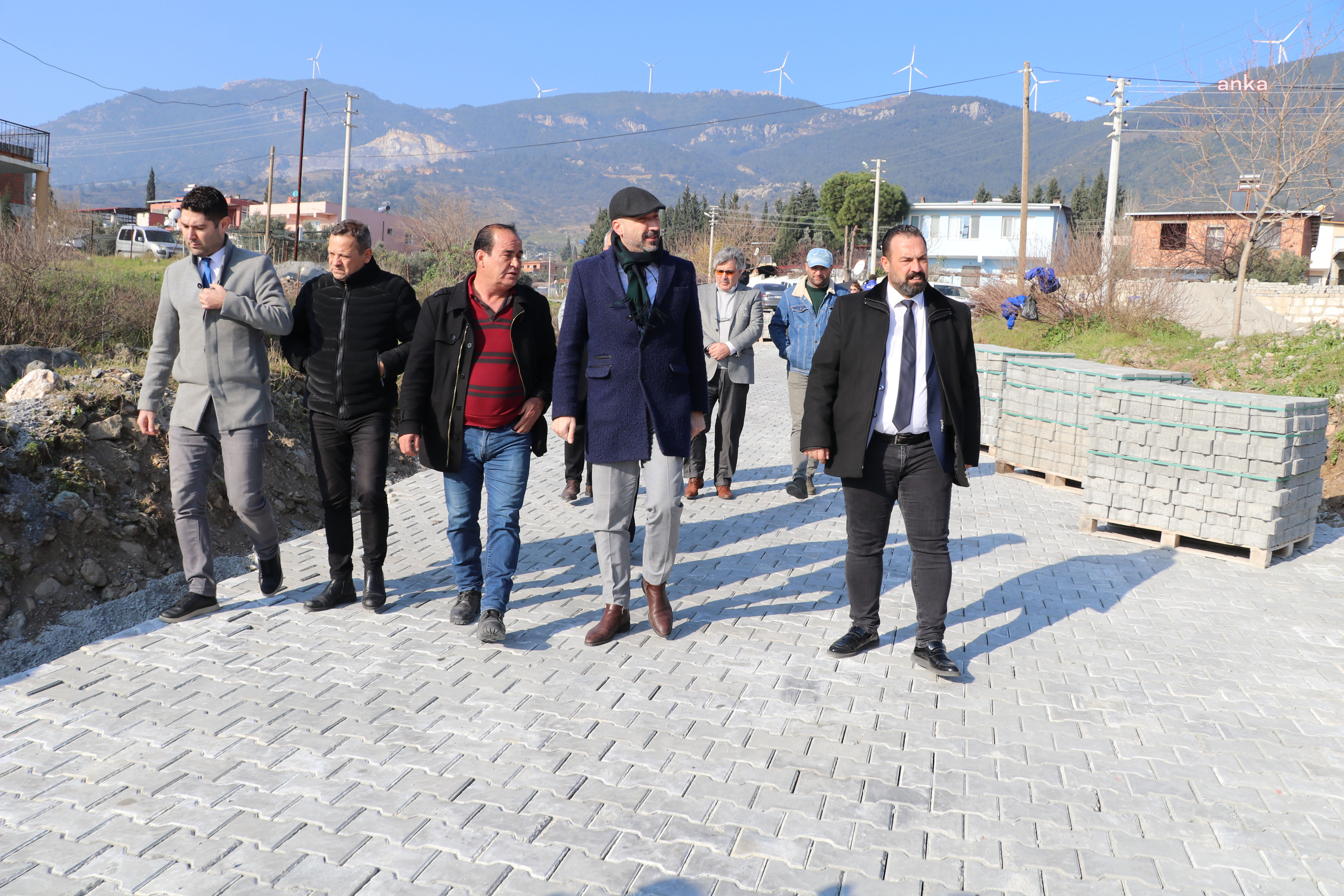 SÖKE BELEDİYE BAŞKANI ARIKAN, YOL ÇALIŞMALARINI SAHADA İNCELEDİ