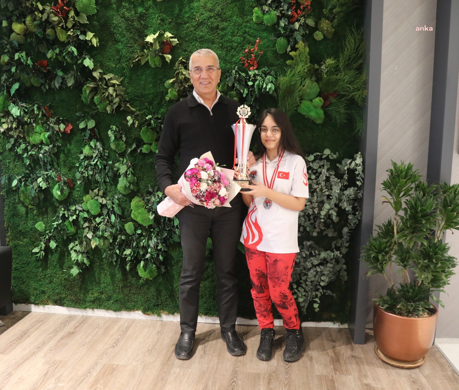 MEZİTLİ BELEDİYESİ SPORCUSU EGE ÖZ, ANTALYA’DAN ŞAMPİYONLUKLA DÖNDÜ