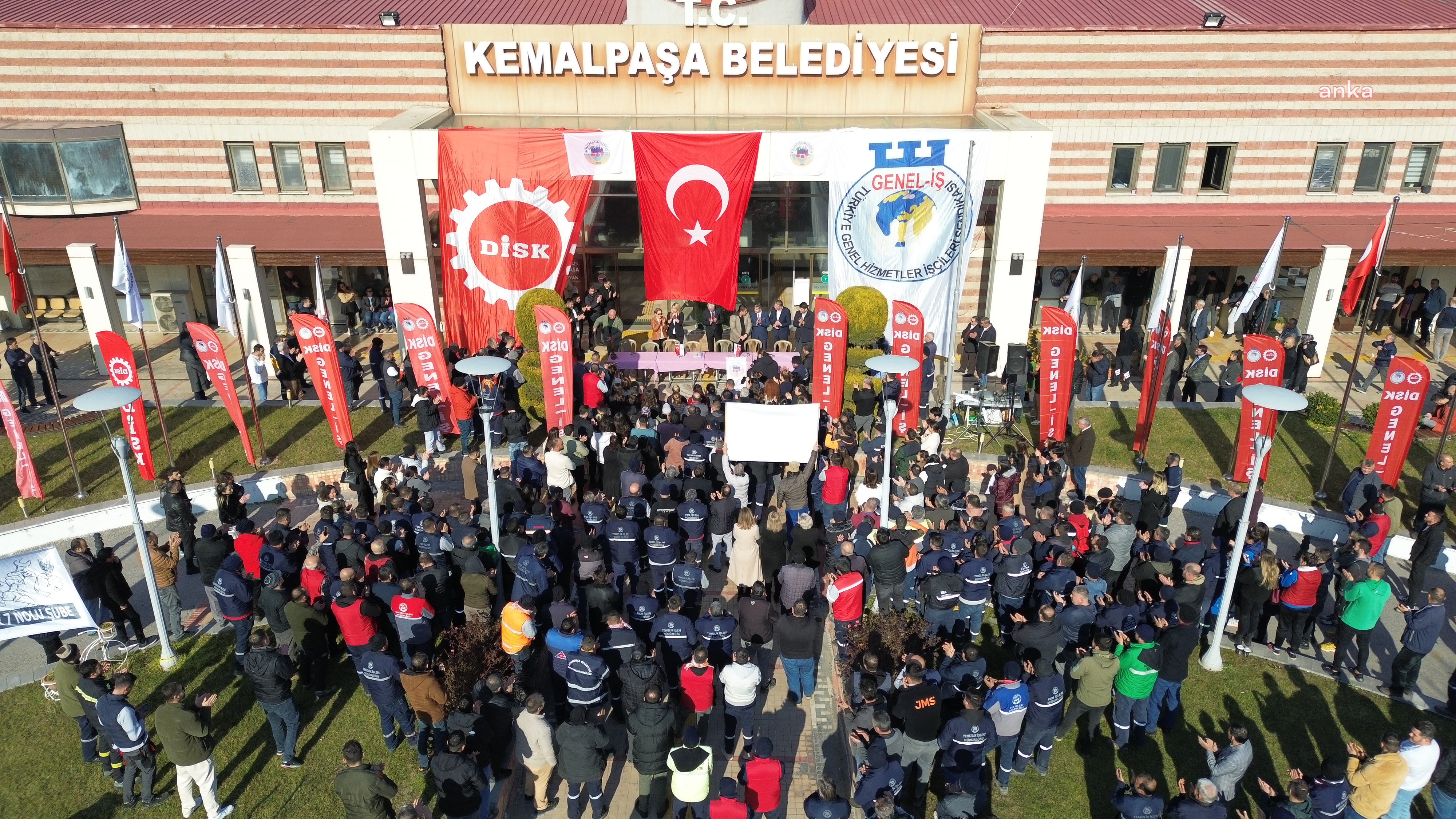 KEMALPAŞA BELEDİYESİ’NDE EN DÜŞÜK MAAŞ 30 BİN 300 TL OLDU