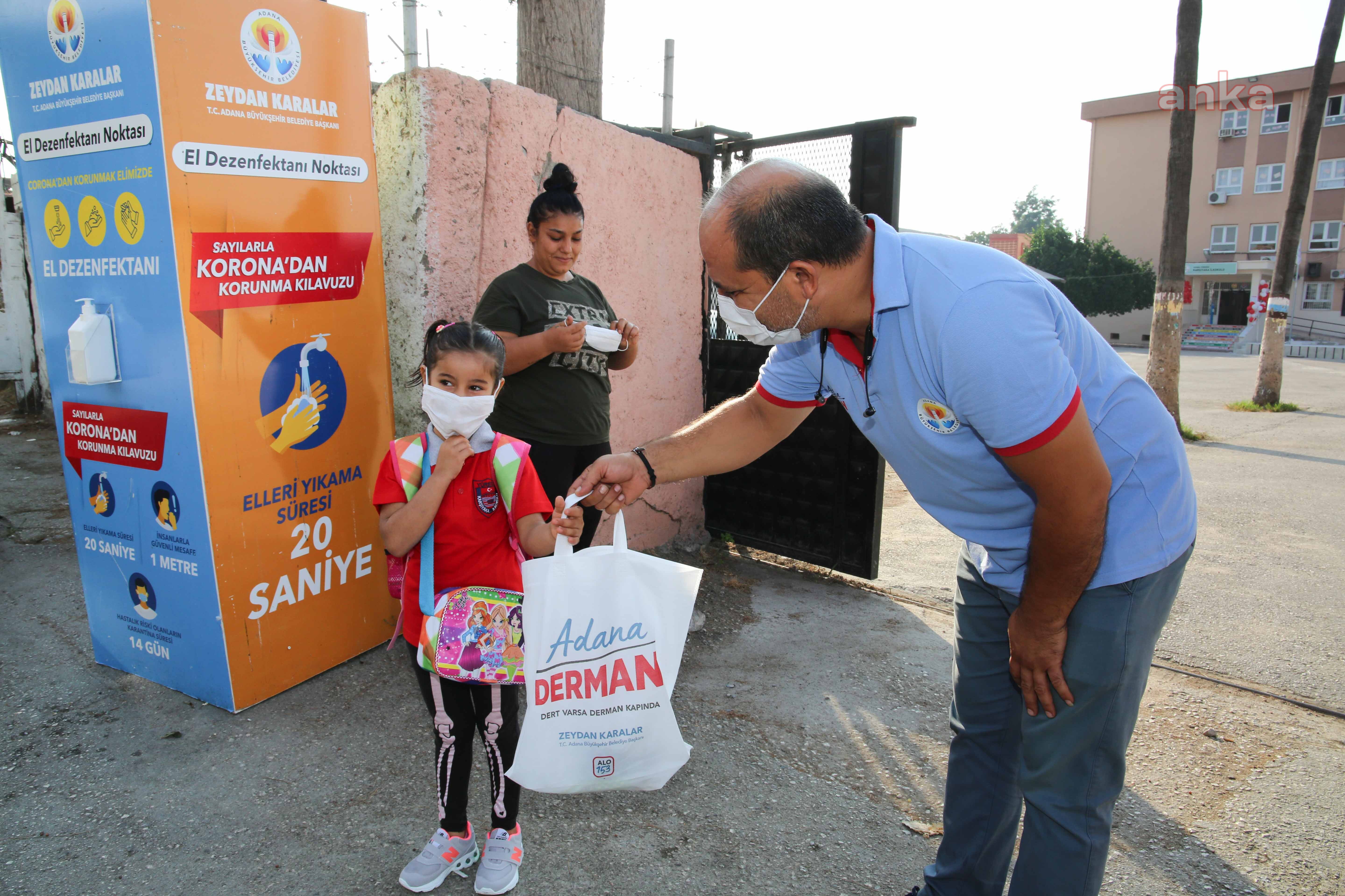 ADANA BÜYÜKŞEHİR'DEN MİNİK ÖĞRENCİLERE SÜRPRİZ