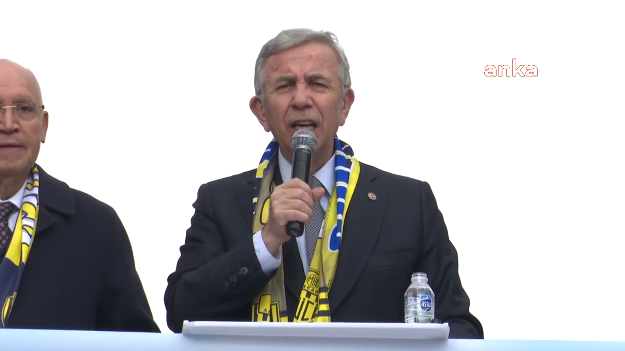 MANSUR YAVAŞ, YENİMAHALLE’DE: “SÖYLEMİŞTİK. BİZ SİZE BELEDİYECİLİĞİ ÖĞRETECEĞİZ DİYE. BELEDİYENİN PLASTİKTEN, BETONDAN İBARET OLMADIĞINI YÜZLERCE DEFA SÖYLEDİK. ÖNCE İNSAN İÇİN VARIZ”