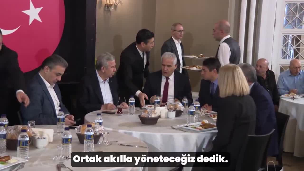 MANSUR YAVAŞ’TAN ORTAK AKIL VURGUSU: “İDARE EDEN DEĞİL ÖDEYEN KARAR VERİR. PARANIN SAHİBİ SİZSİNİZ”