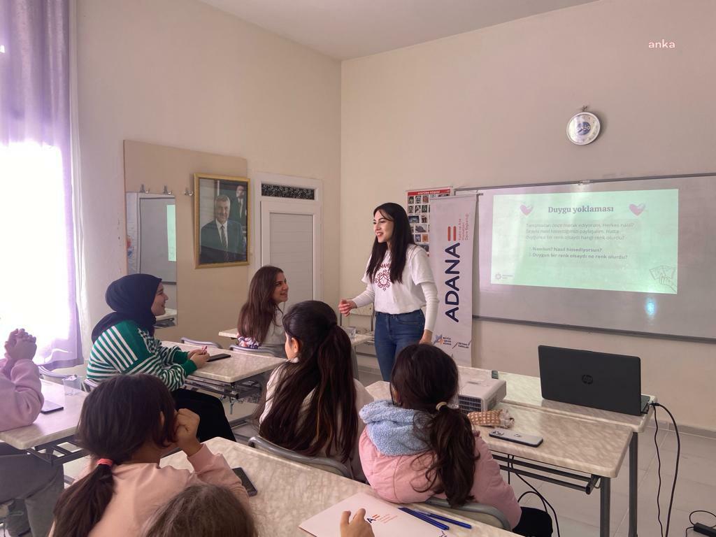 ADANA BÜYÜKŞEHİR’DEN “REGL ODAKLI ERGEN OTURUMU” ATÖLYESİ