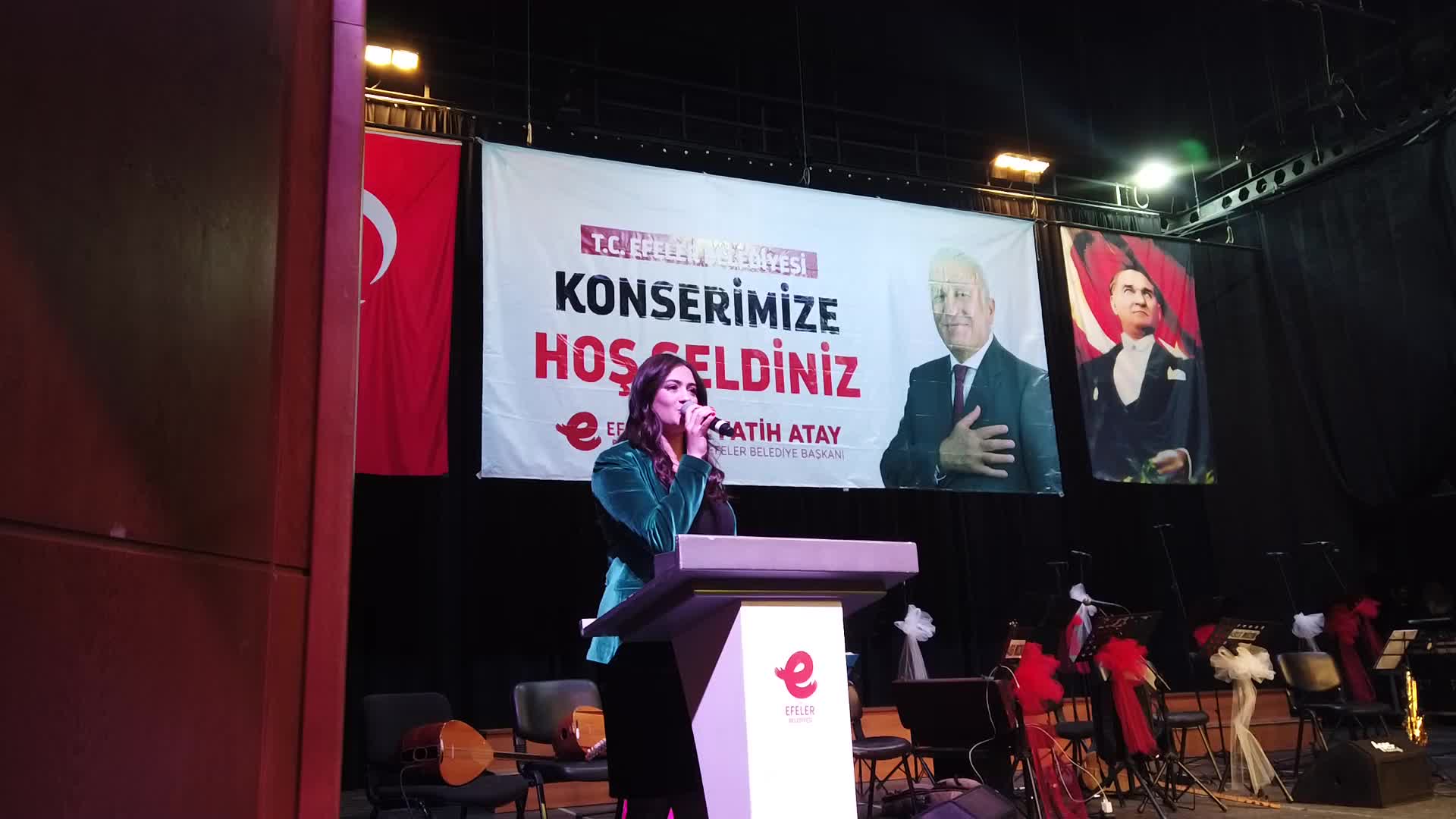 EFELER BELEDİYESİ TÜRK HALK MÜZİĞİ KOROSU MÜZİKSEVERLERLE BULUŞTU