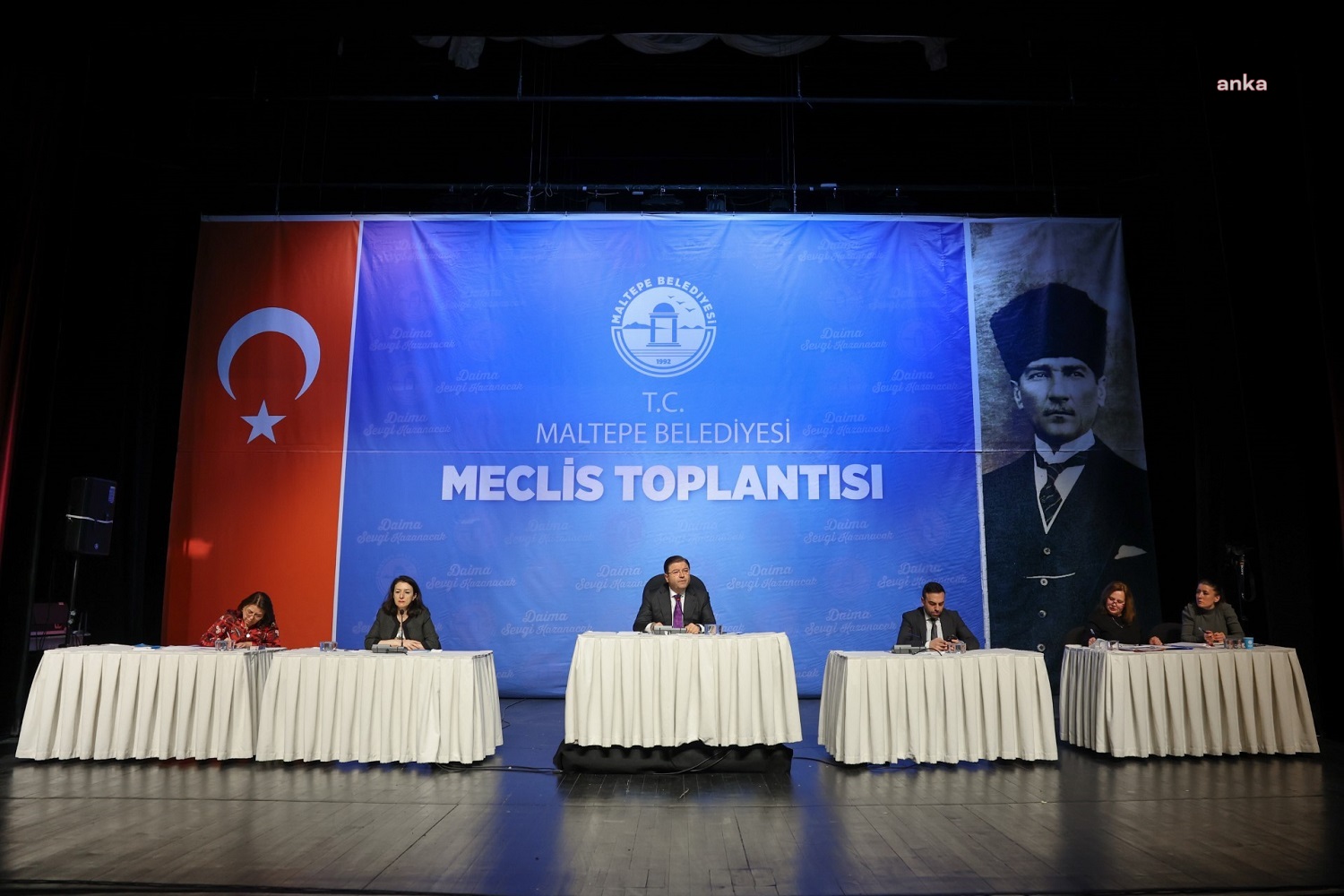 ALİ KILIÇ: “HİZMET BAYRAĞINI DEVRALACAK ARKADAŞLARIMIZIN EKTİĞİMİZ KARDEŞLİK TOHUMLARINI YEŞERTMEYE DEVAM ETMESİ EN BÜYÜK ARZUMDUR”