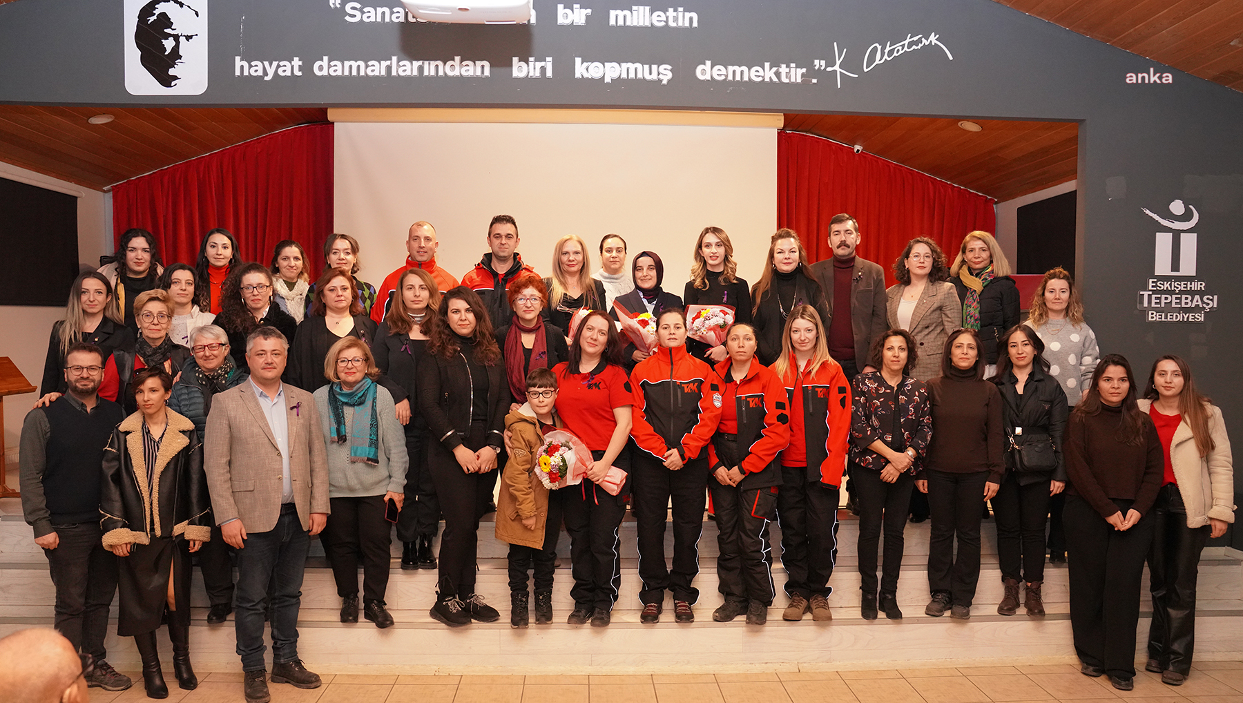 TEPEBAŞI’NDA “AFET VE KADIN” PANELİ DÜZENLENDİ