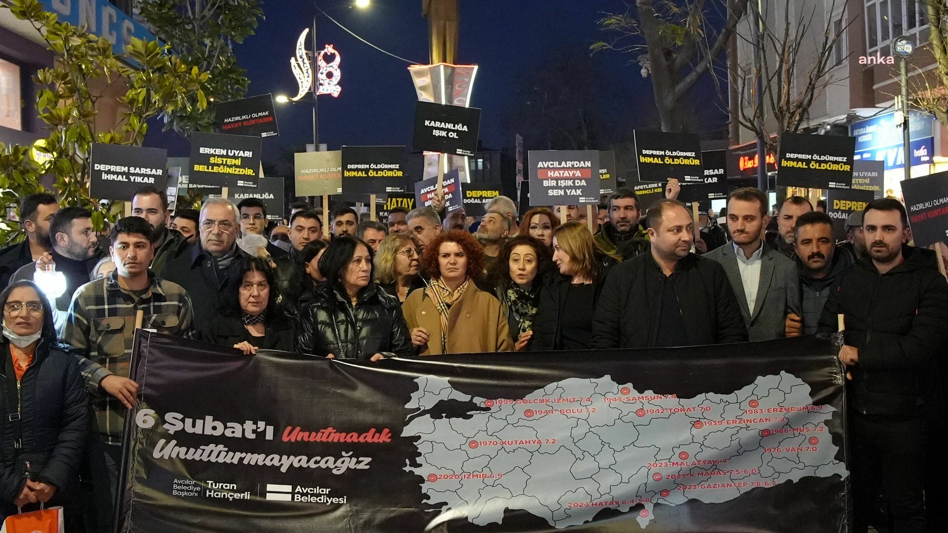 6 ŞUBAT DEPREMLERİNDE HAYATINI KAYBEDENLER AVCILAR'DA ANILDI