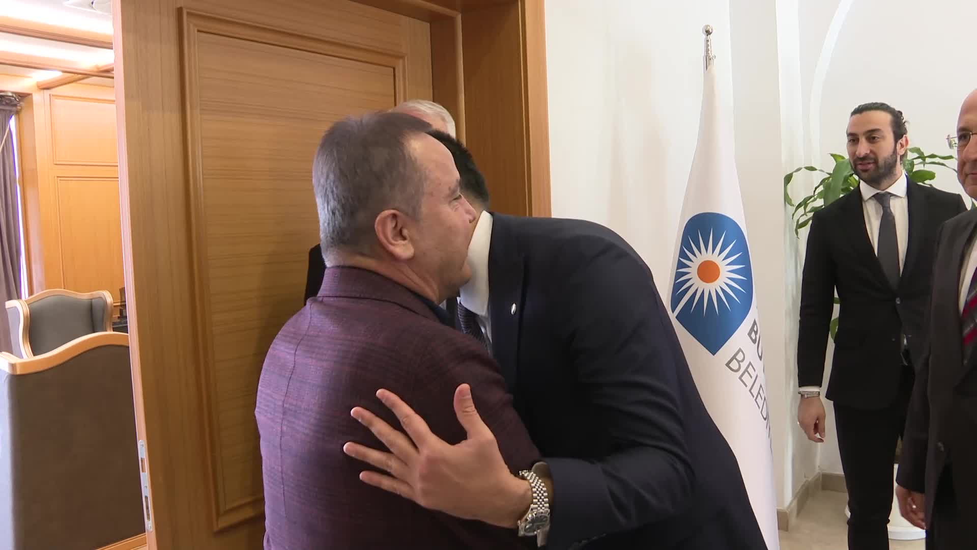 MUHİTTİN BÖCEK’E ANSİAD’DAN ZİYARET