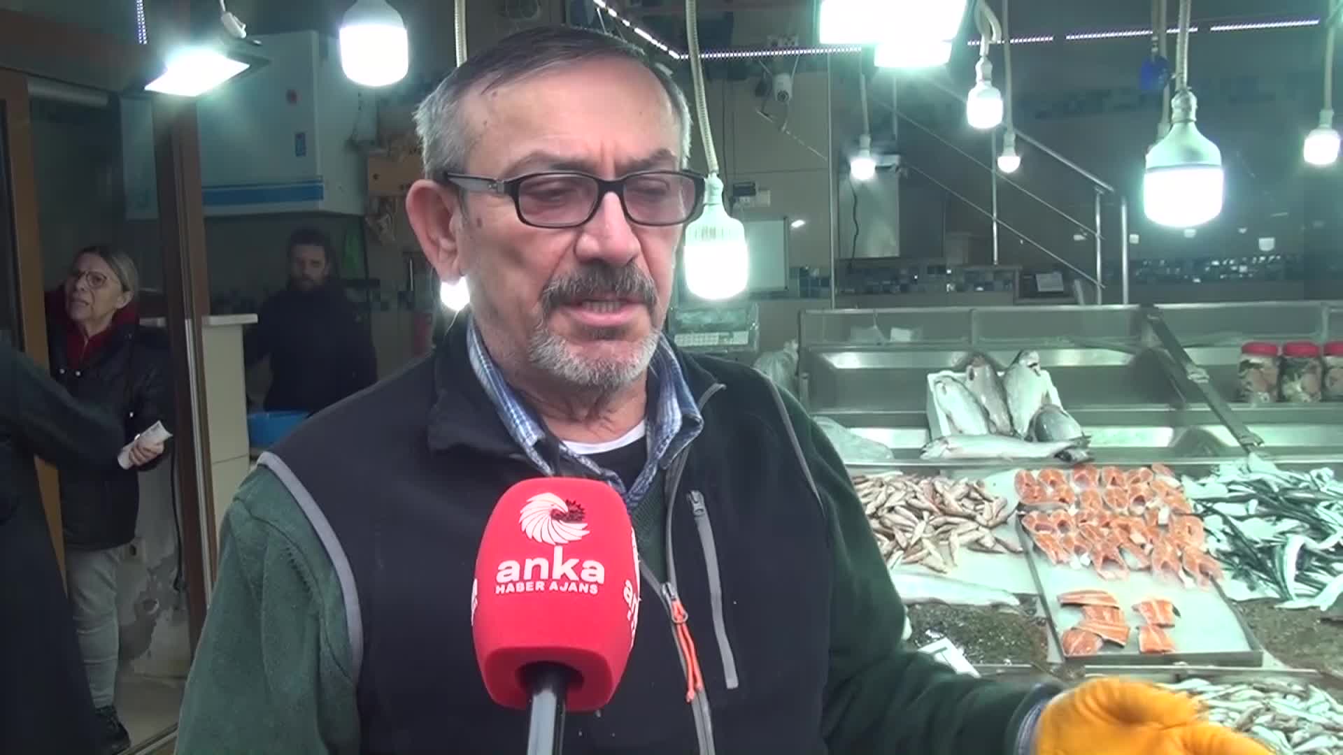 SİNOP’TA KALKAN BALIĞININ KİLOSU BİN LİRAYA ÇIKTI. SİNOPLU BALIKÇI: "VATANDAŞIN DURUMU ZATEN BELLİ, ALAMAZ"