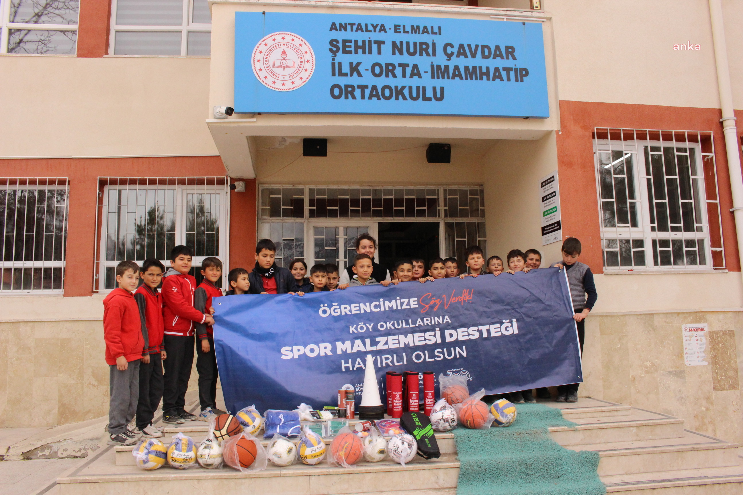 ANTALYA BÜYÜKŞEHİR’İN SPORA DESTEĞİ SÜRÜYOR