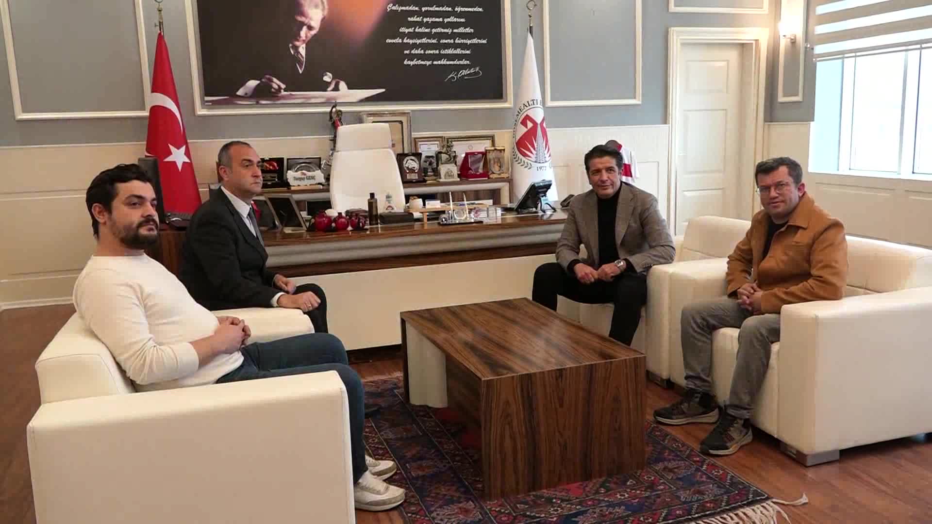DÖŞEMEALTI BELEDİYESİ'NDEN ÇİFTE PROTOKOL