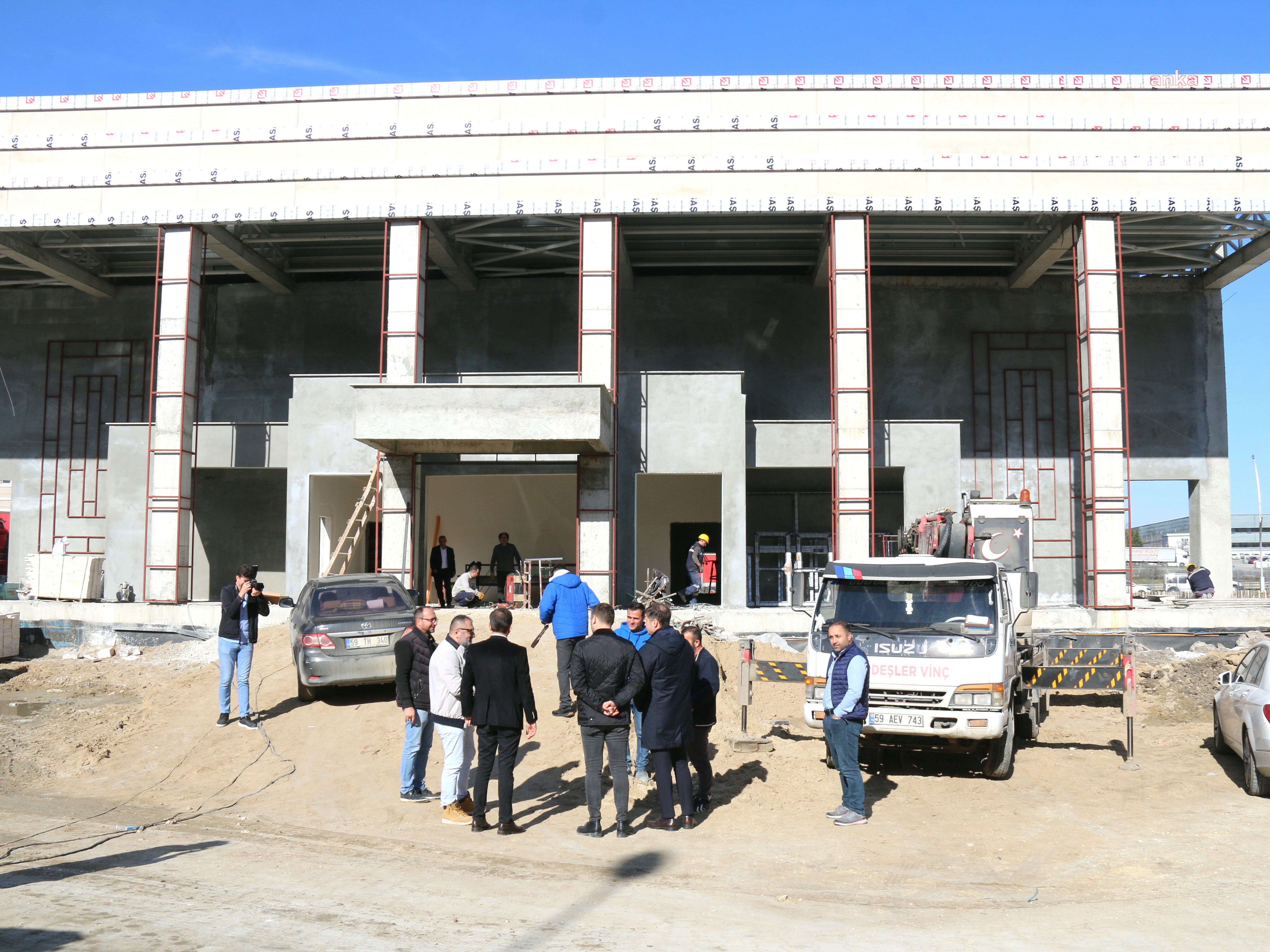 ÇERKEZKÖY BELEDİYESİ, DÜĞÜN SALONLARININ İNŞAATINDA SONA GELDİ