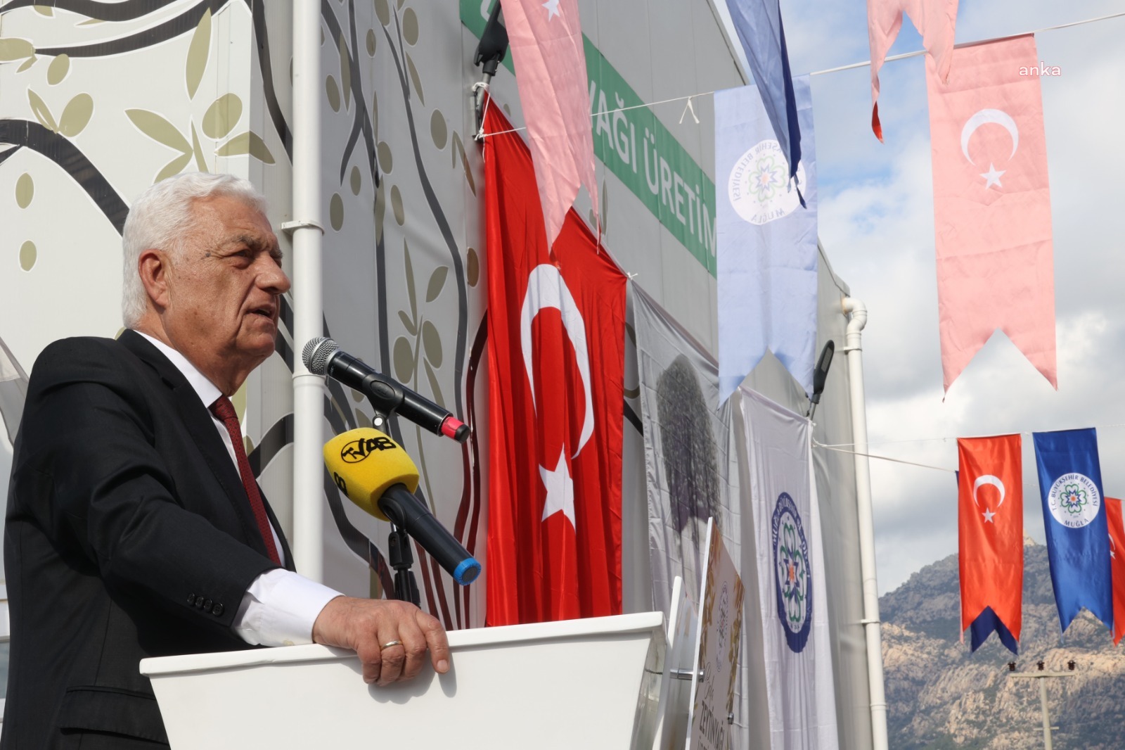 MUĞLA BÜYÜKŞEHİR BAFA ZEYTİNYAĞI ÜRETİM TESİSİ’Nİ AÇTI