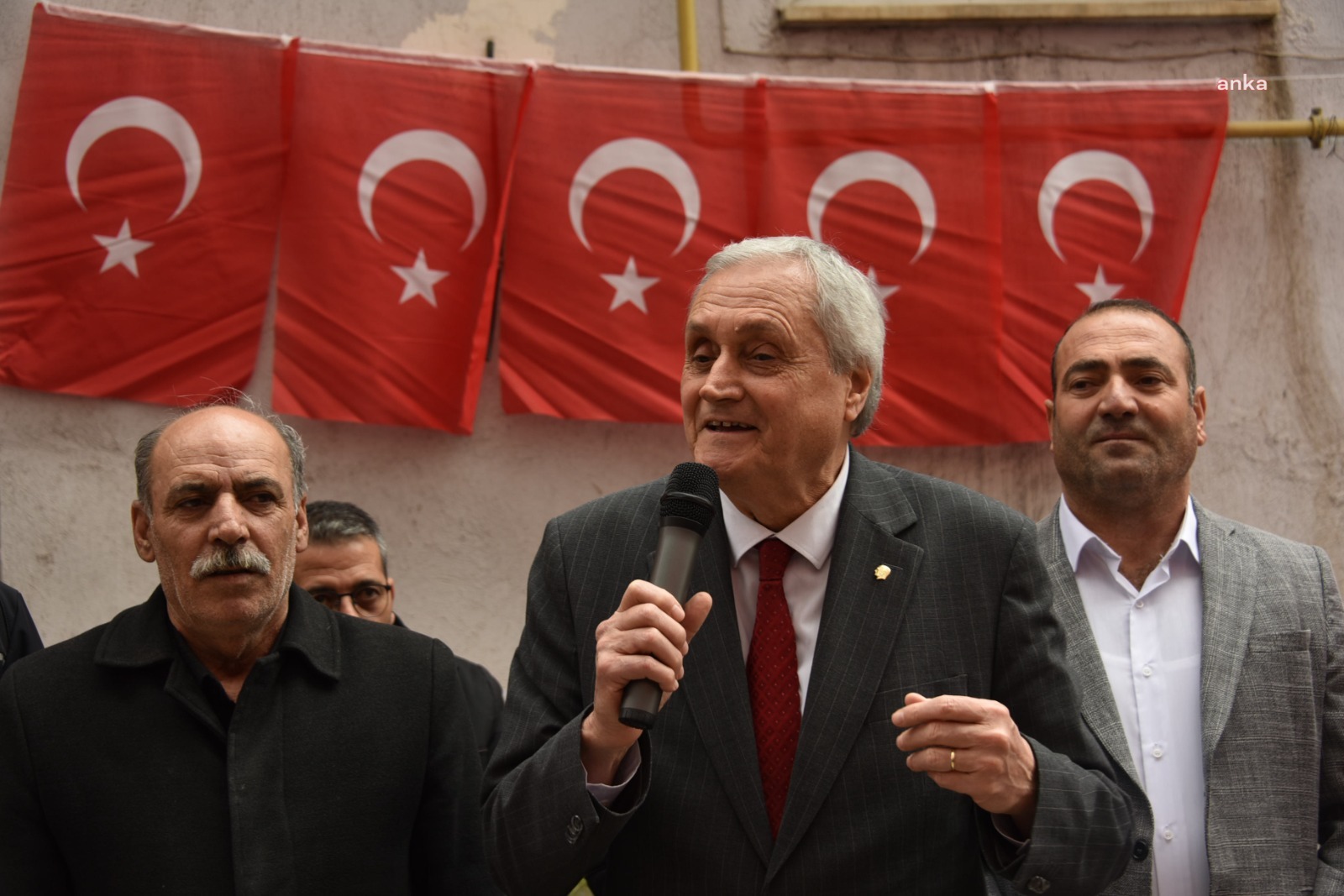 BOZÜYÜK'TE DOĞU VE GÜNEYDOĞU ANADOLU SOSYAL YARDIMLAŞMA DERNEĞİ TÖRENLE HİZMETE GİRDİ
