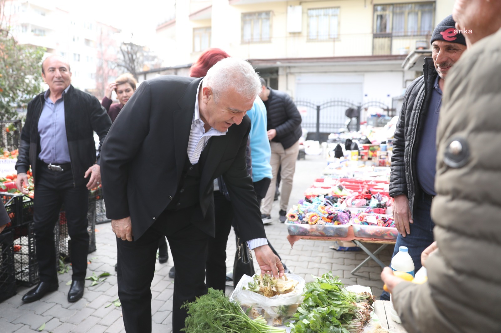 EFELER BELEDİYE BAŞKANI ATAY, VATANDAŞLARI DİNLEMEYE DEVAM EDİYOR