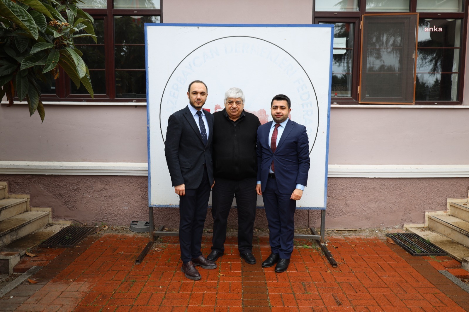 İZMİT BELEDİYESİ'NDEN TÜRKİYE AZERBAYCAN DERNEKLERİ FEDERASYON BAŞKANI DÜNDAR'A ZİYARET