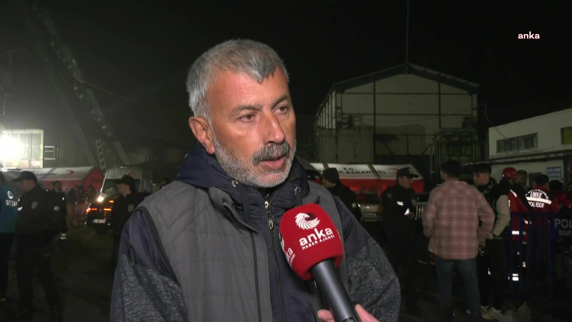 BAĞIMSIZ MADEN İŞ SENDİKASI ÖRGÜTLENME UZMANI AKSU: "SABAH İŞÇİ ARKADAŞLAR ÇATLAKLARI GÖRMÜŞ AMİRLERİNİ UYARMIŞLAR. BİR KAÇ KÜÇÜK TAŞERON ÇALIŞANLARINI ÇEKMİŞ BÖLGEDEN AMA ÇALIŞMA DEVAM ETMİŞ"