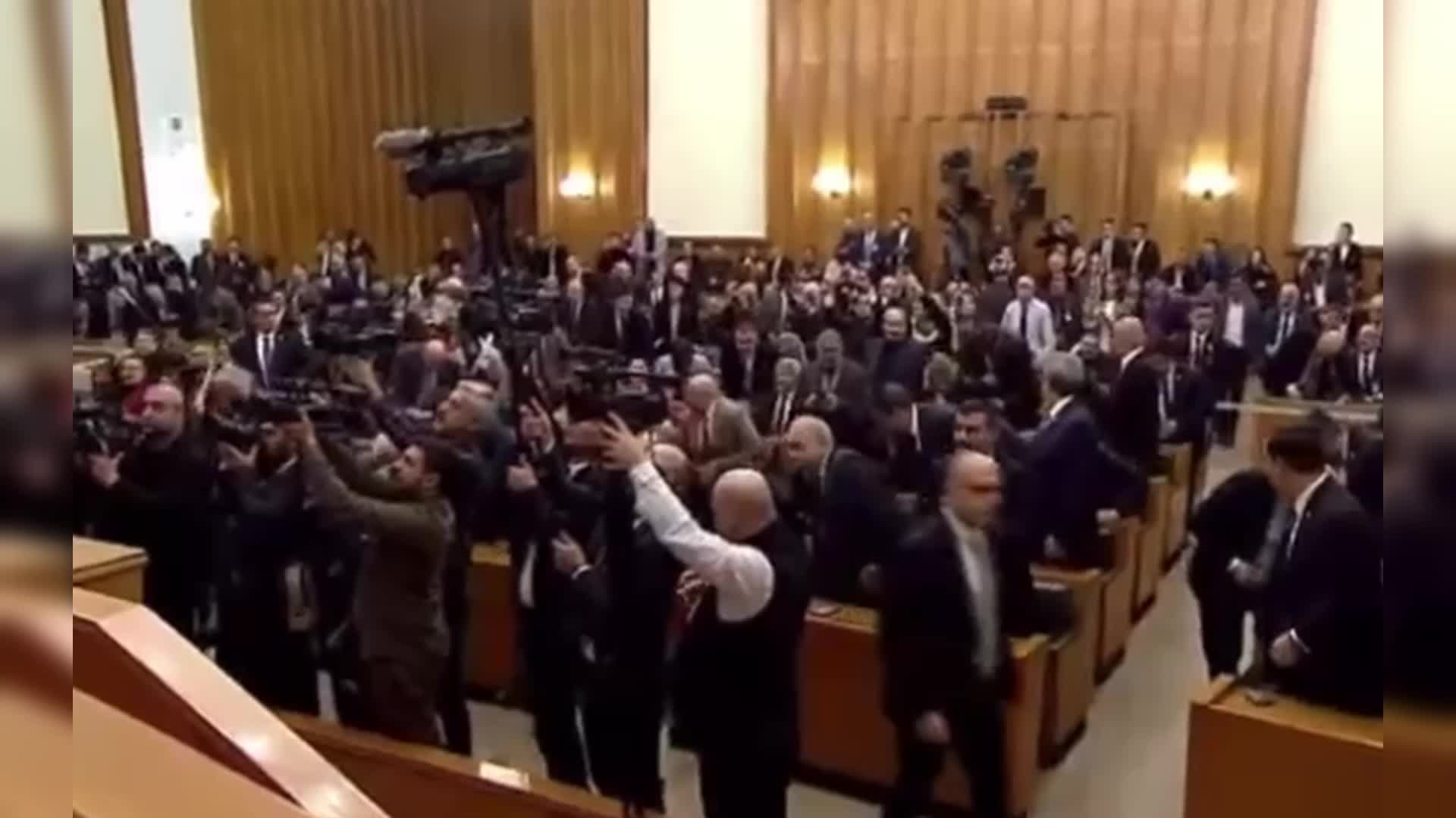 ARTVİN'DE CHP’DEN İSTİFA EDEN BELEDİYE BAŞKANI DEMİRHAN ELÇİN, İYİ PARTİ'DEN ARTVİN BELEDİYE BAŞKAN ADAYI OLDU