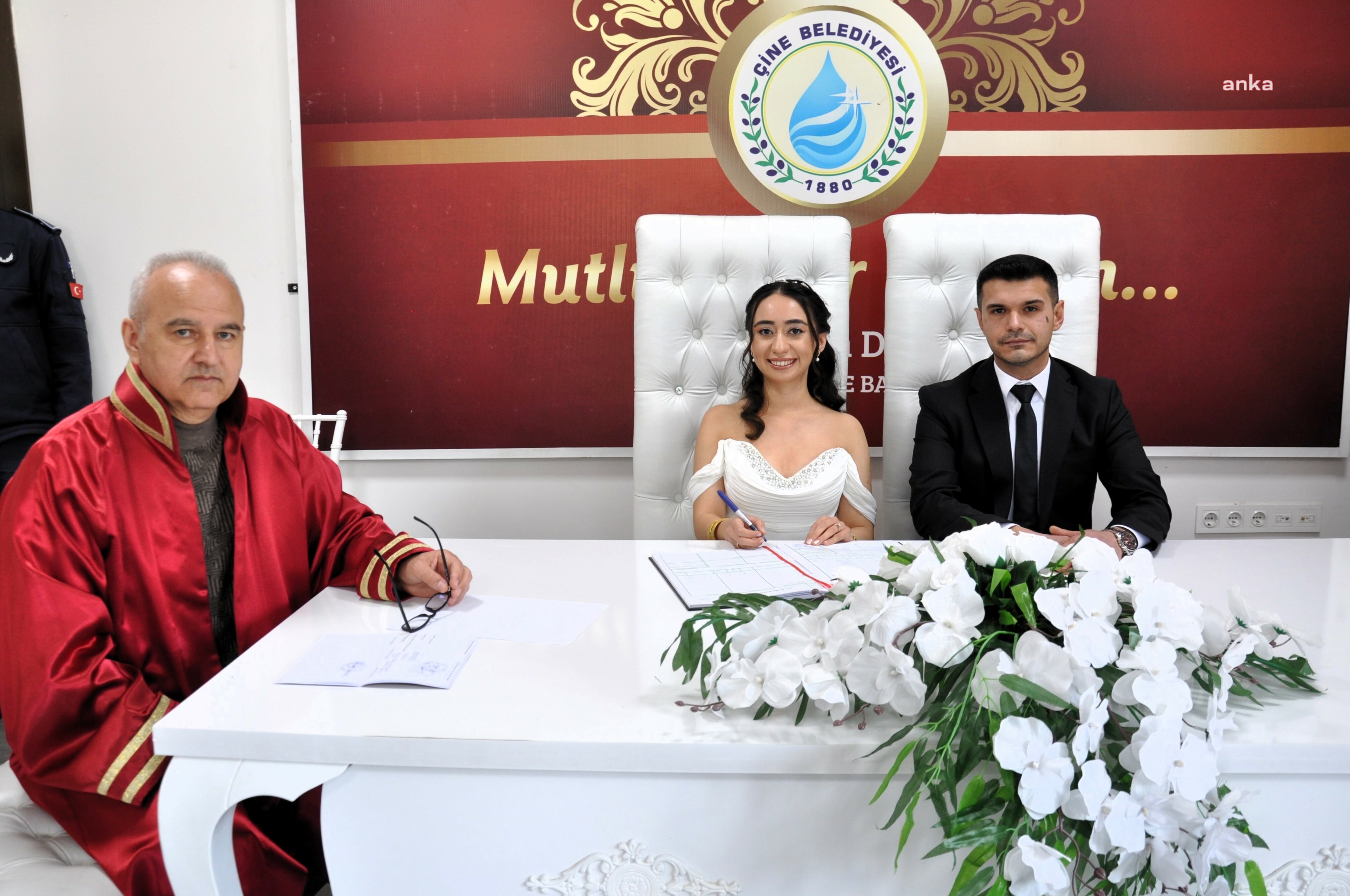 ÇİNE BELEDİYE BAŞKANI KIVRAK, İLK NİKAHINI KIYDI