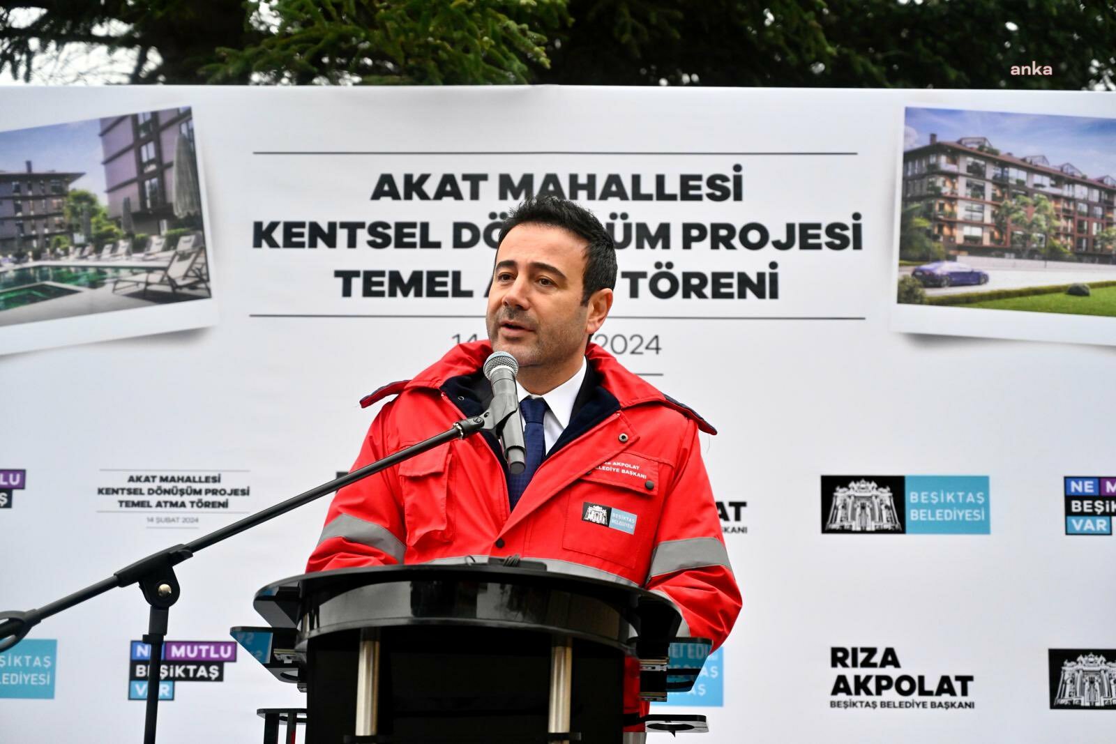 BEŞİKTAŞ BELEDİYESİ, AKAT MAHALLESİ'NDE İKİ APARTMANIN TEMELİNİ ATTI