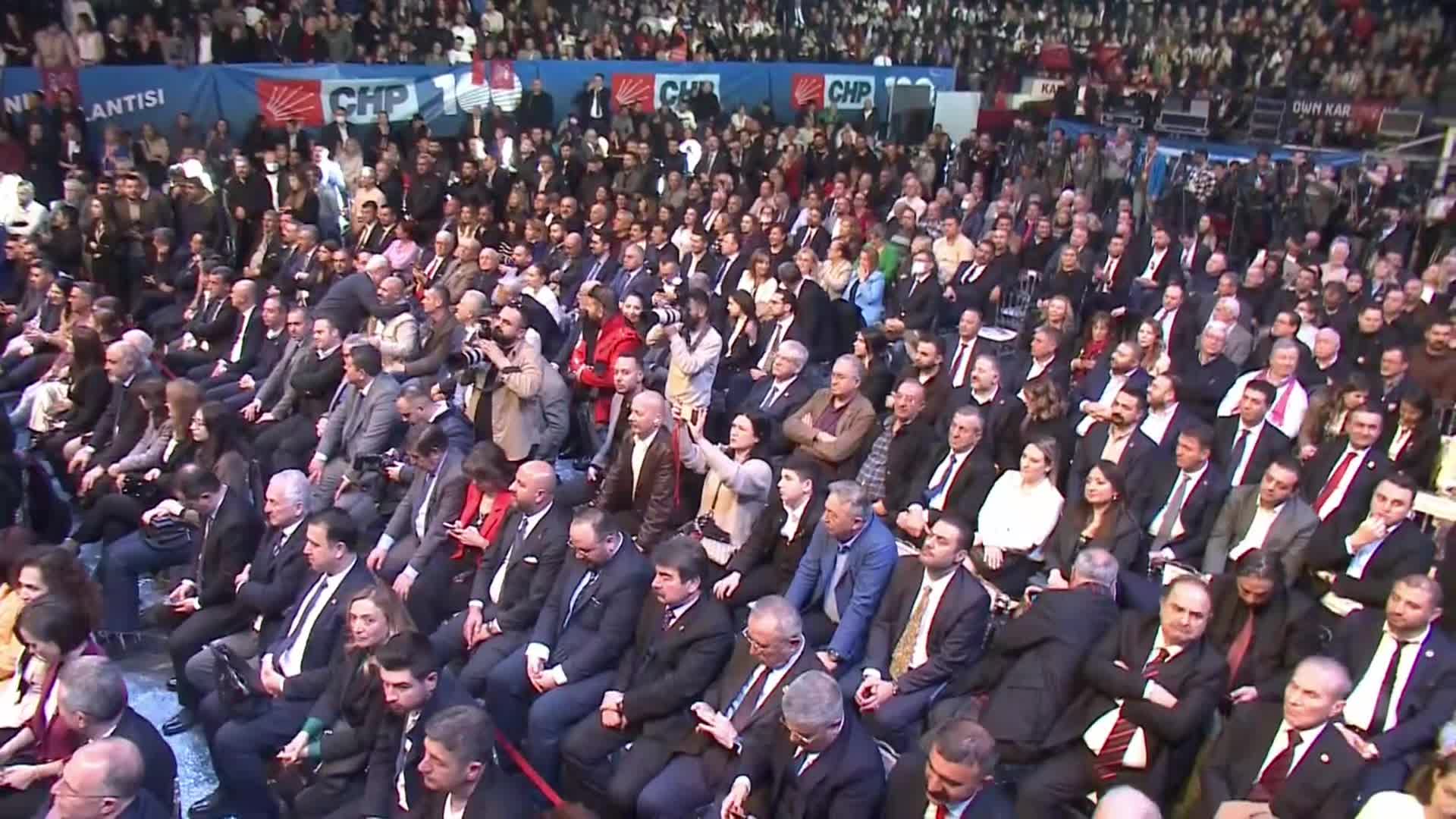 CEMİL TUGAY: "ARTIK ANLAMALARI LAZIM Kİ İZMİR'İ HİÇBİR ZAMAN ALAMAYACAKLAR"
