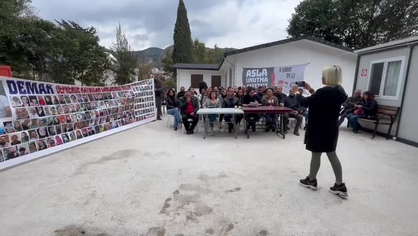 HATAY DEPREMZEDE DERNEĞİ'NDEN DEPREM RAPORU: SİYASAL İKTİDAR, SORUNLARI ÇÖZECEK KÖKLÜ ADIMLAR ATMADIĞI İÇİN HATAY HALKI, SOSYAL, SİYASAL, DEMOGRAFİK SORUN VE HAK İHLALLERİNİ YAŞAMAYA DEVAM EDİYOR