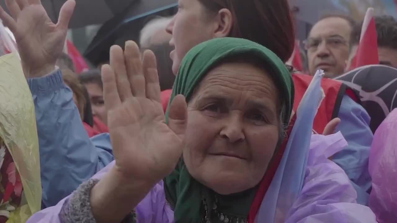 ABB BAŞKANI YAVAŞ, SEÇİM ŞARKISINI PAYLAŞTI: "VERDİĞİNİZ EMANETİ CANIM GİBİ KORUMAYA DEVAM EDECEĞİM"