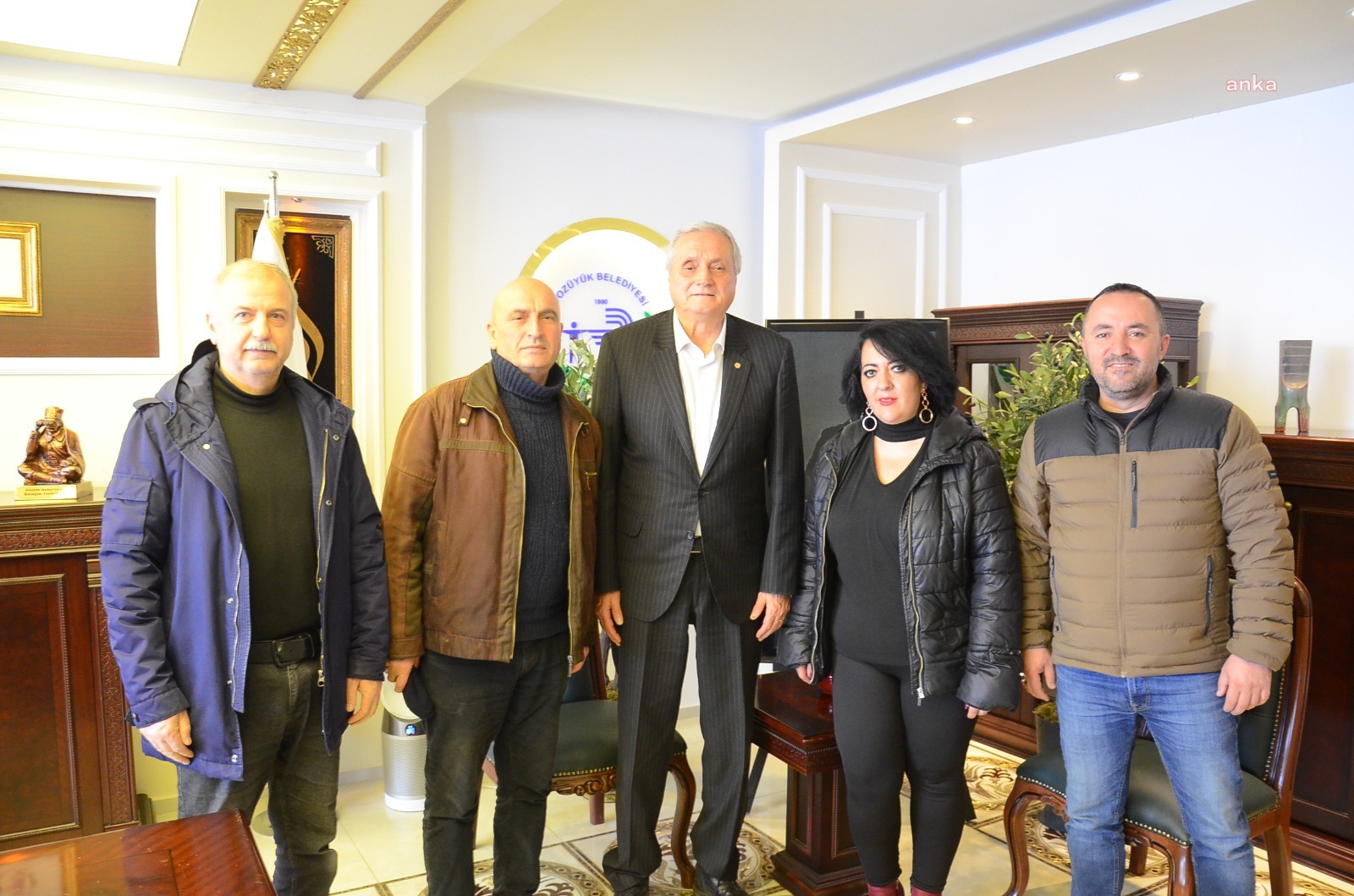 BOZÜYÜK BELEDİYE BAŞKANI BAKKALCIOĞLU’NA MUHTAR ADAYINDAN ZİYARET