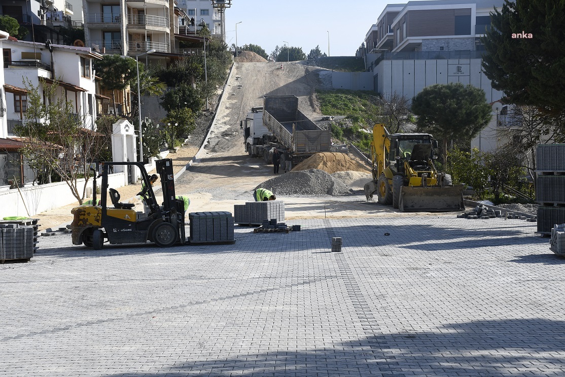 KUŞADASI BELEDİYESİ’NDEN KADINLAR DENİZİ MAHALLESİ’NE 3 BİN 500 METRE YENİ YOL