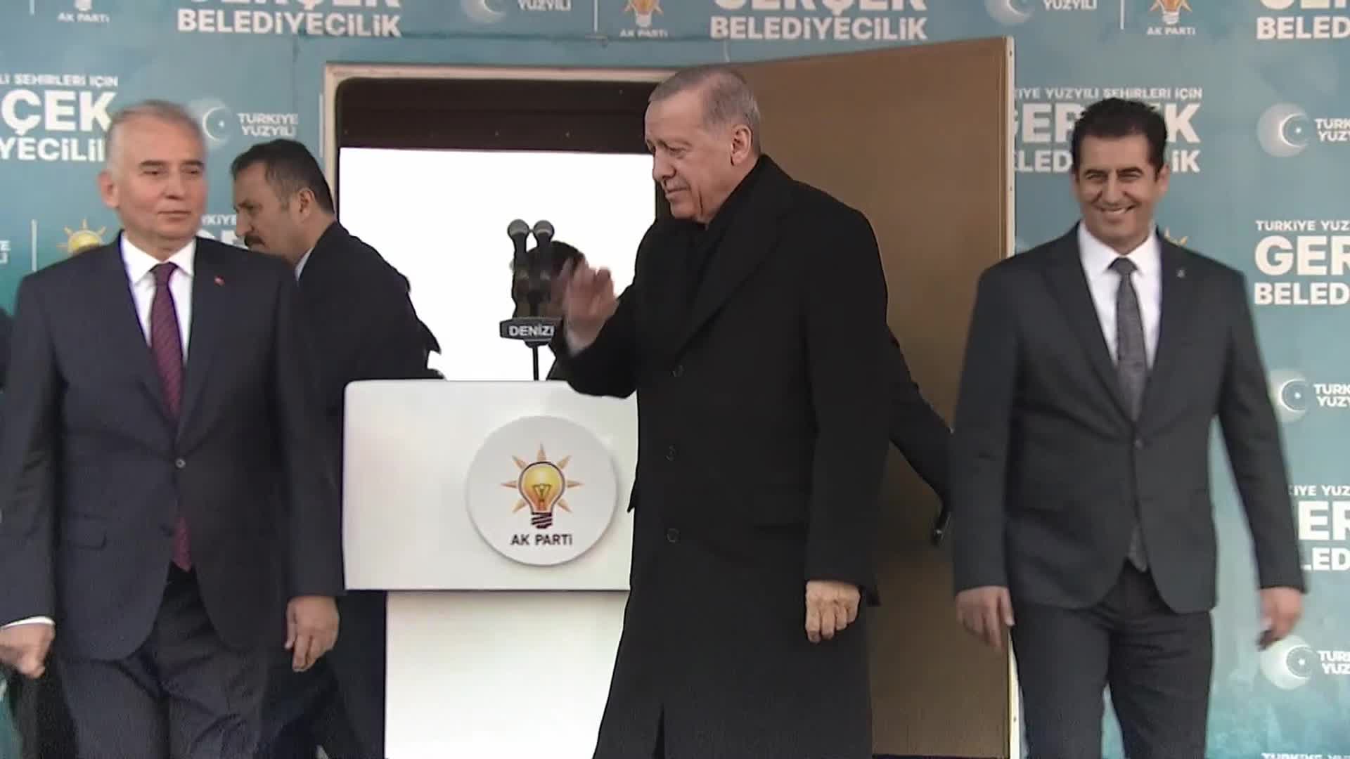 ERDOĞAN: YIL SONUNA DOĞRU ENFLASYONUN HIZLA DÜŞMEYE BAŞLAMASIYLA DAHA RAHAT NEFES ALACAĞIZ