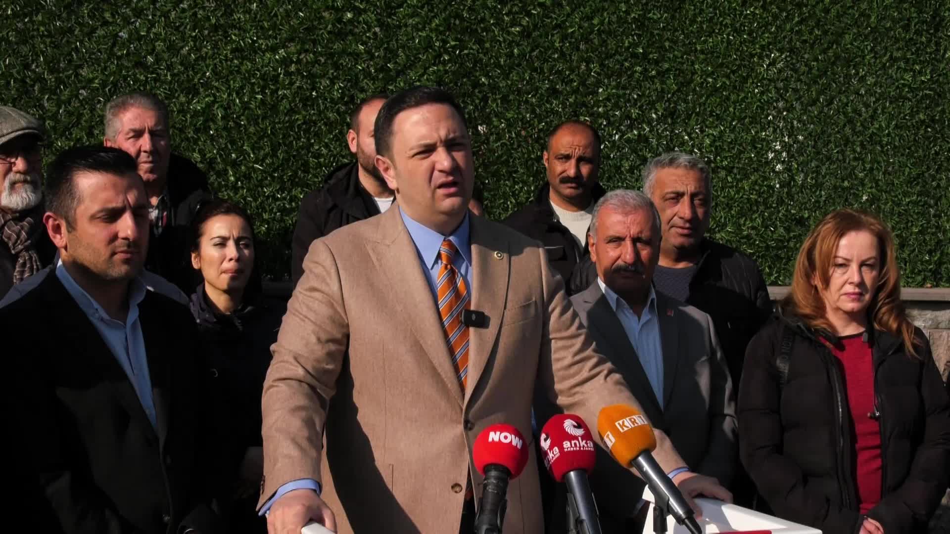 UMUT AKDOĞAN, 3 DÖNÜM ATATÜRK ORMAN ÇİFTLİĞİ ARAZİSİNİN  ADIYAMAN SAMSAT BELEDİYESİ'NE KİRALANMASINA TEPKİ GÖSTERDİ: "CUMHURBAŞKANI'NIN GÖZÜNÜN ÖNÜNDE AOÇ GENEL MÜDÜRÜ, AOÇ'Yİ SOYUYOR"