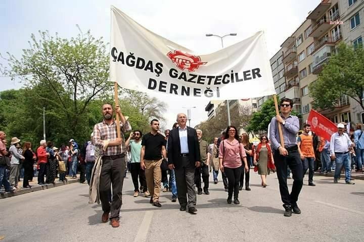ÇGD 46 YAŞINDA: "MESLEKTAŞLARIMIZI ,ÇAĞDAŞ ÇATISI ALTINDA BULUŞMAYA VE BUGÜNLERE ULAŞAN ONURLU GEÇMİŞİ ÇOĞALTARAK GELECEĞE BIRAKMAYA ÇAĞIRIYORUZ”