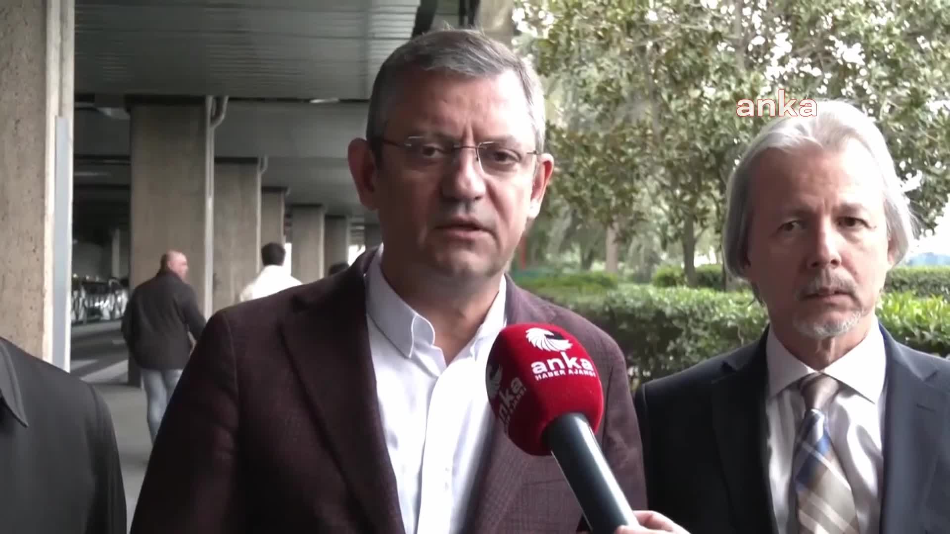 ÖZGÜR ÖZEL  İSPANYA'DA: "SAĞ POPÜLİZME KARŞI HALKLARIN, EMEKÇİLERİN, YOKSULLARIN ÇIKARLARINI GÖZETECEK OLAN ORTAK POLİTİKALARDA BİRBİRİMİZE GÜÇ VERMEYE DEVAM EDECEĞİZ"