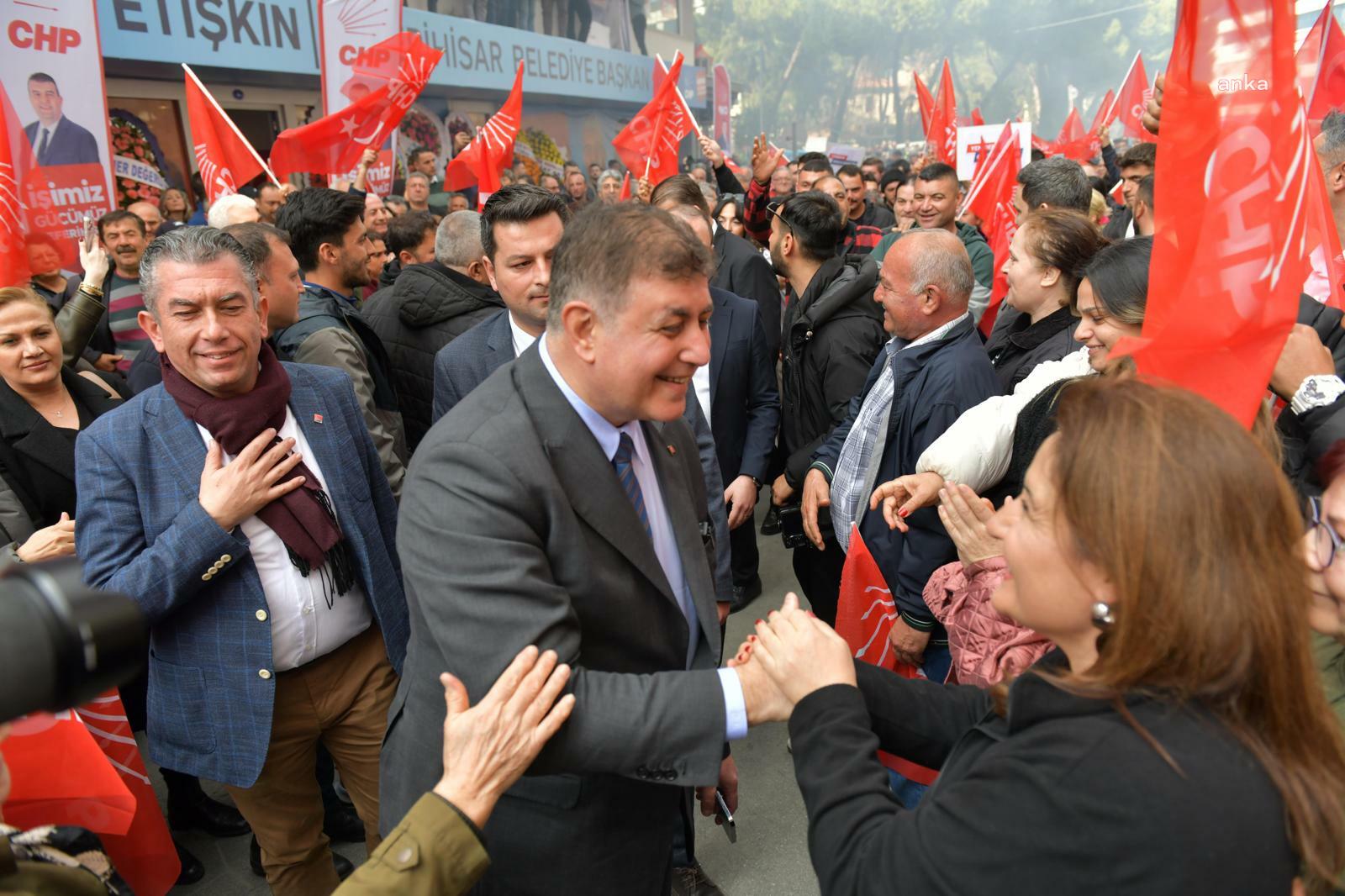 CEMİL TUGAY’DAN RAKİBİ DAĞ’A: "SİZ AĞAÇ GÖRSENİZ ELİNİZE BALTA ALIRSINIZ"