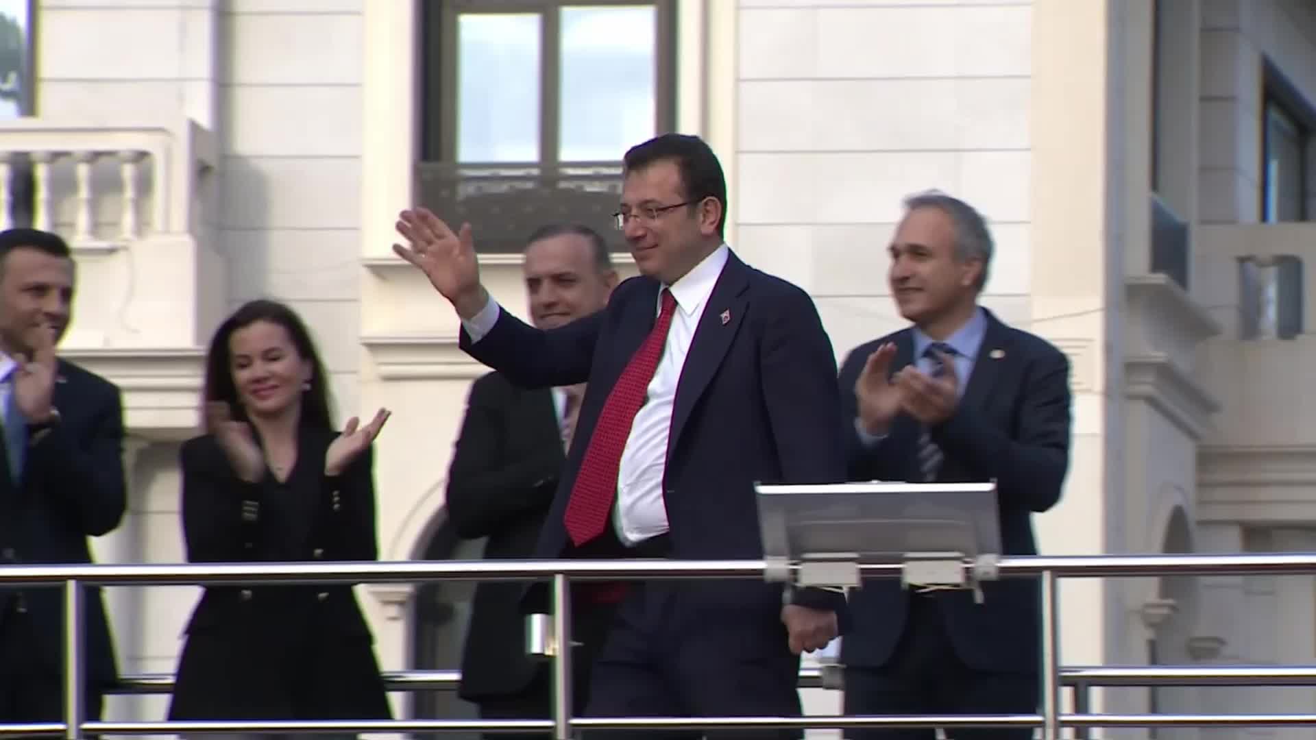SANCAKTEPE'DE KONUŞAN İMAMOĞLU: "2019’DAKİ RAKİBİM BİNALİ YILDIRIM’DAN DAHA MEMNUNDUM ŞİMDİKİ RAKİBİM DAHA İLK GÜNLERDE İFTİRALAR UYDURMAYA BAŞLADI"