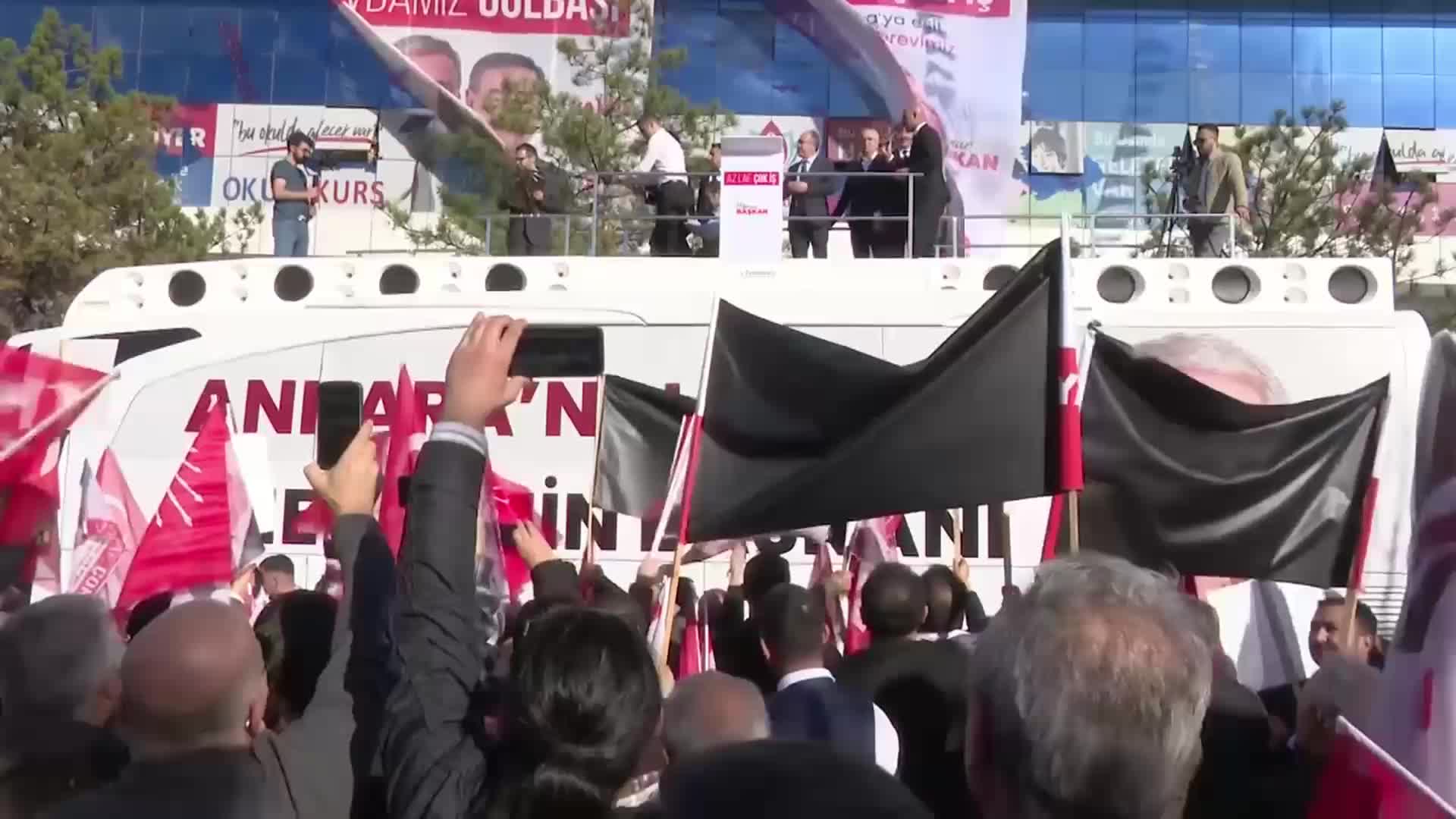 MANSUR YAVAŞ GÖLBAŞI'NDA: "BUGÜNE KADAR YAPTIĞIM EN BÜYÜK PROJEYİ GÖLBAŞI'NA YAPTIM"