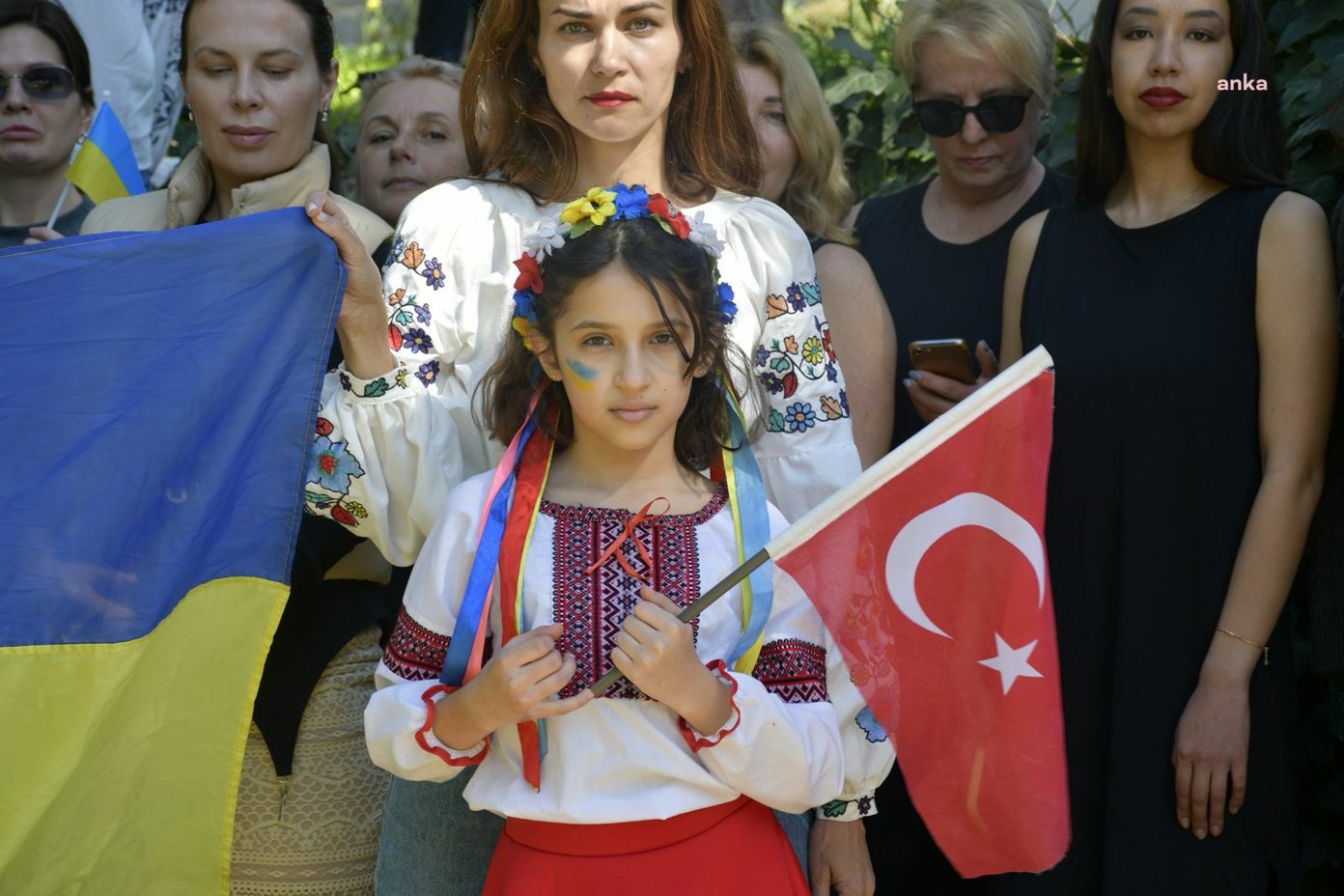 KUŞADASI’NDA RUSYA-UKRAYNA SAVAŞI’NIN YIL DÖNÜMÜNDE ANMA PROGRAMI