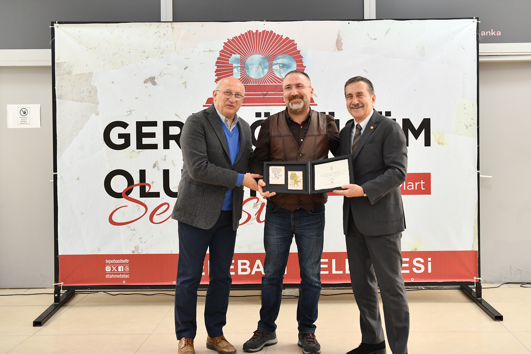 TEPEBAŞI’NDA ‘GERİ DÖNÜŞÜM OLUŞUM’ SERGİSİ AÇILDI