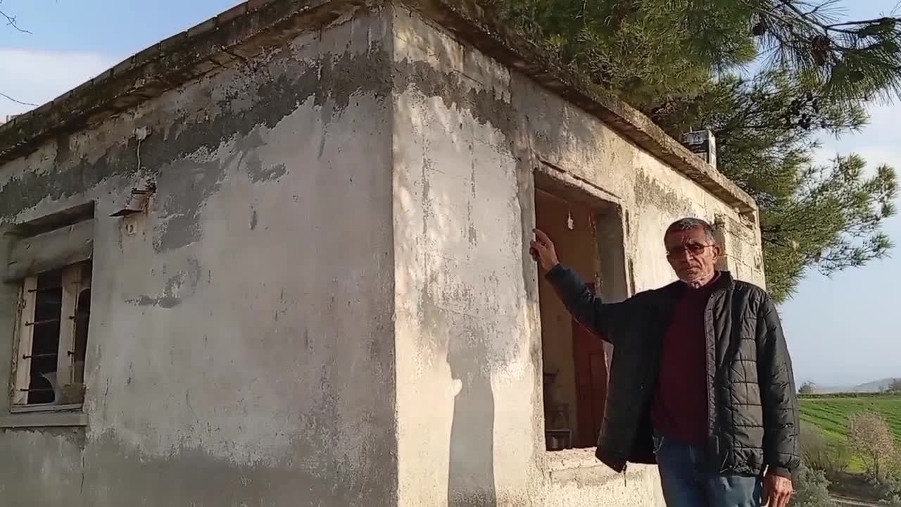 DEPREMDE EVİ HASAR ALAN VE İNŞAAT HALİNDEKİ YENİ EVİ İÇİN YIKIM KARARI ALINAN KADİRLİLİ VATANDAŞ: "ENGELLİ ÇOCUĞUMLA BİZ NEREDE YAŞAYACAĞIZ?”