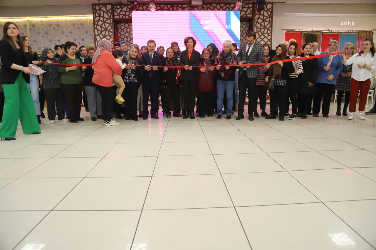 TEPEBAŞI BELEDİYESİ YEŞİLTEPE YAŞAM MERKEZİ HİZMETE AÇILDI